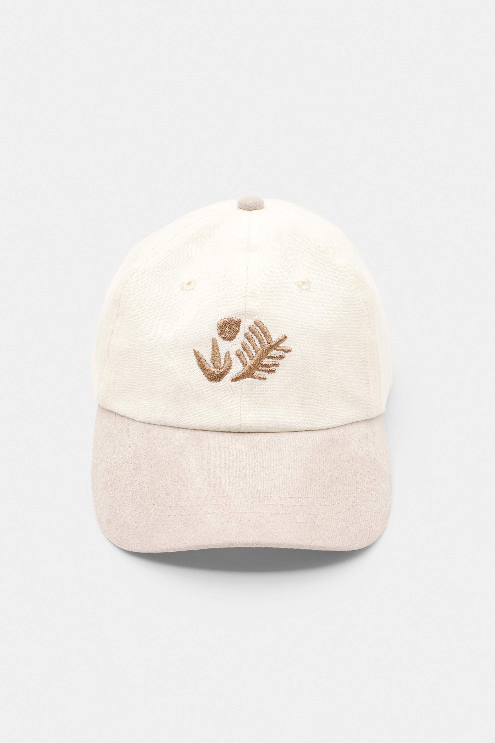 Basecap Mit Pflanzenstickerei