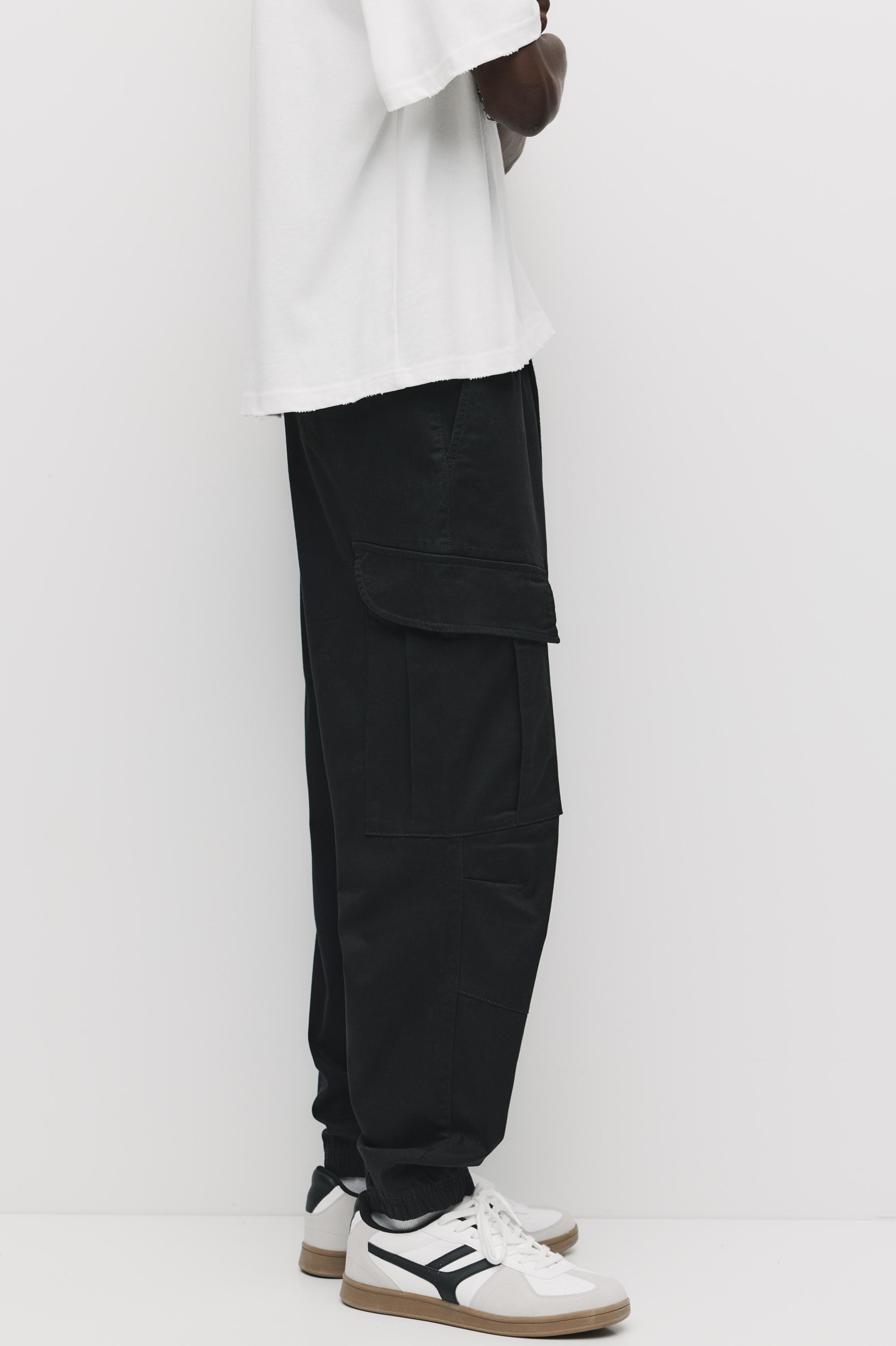 Cargo jogger trousers — Black