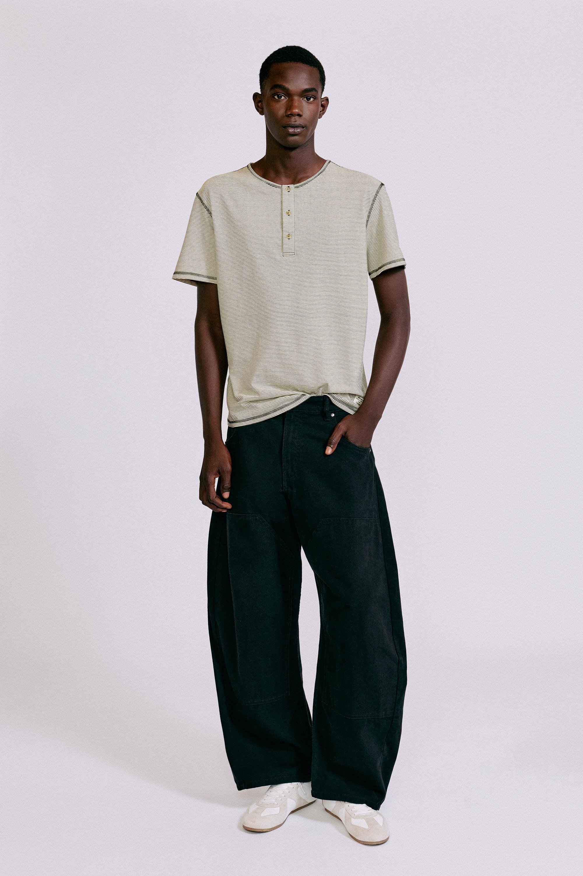 Striped henley neck T-shirt — Striped