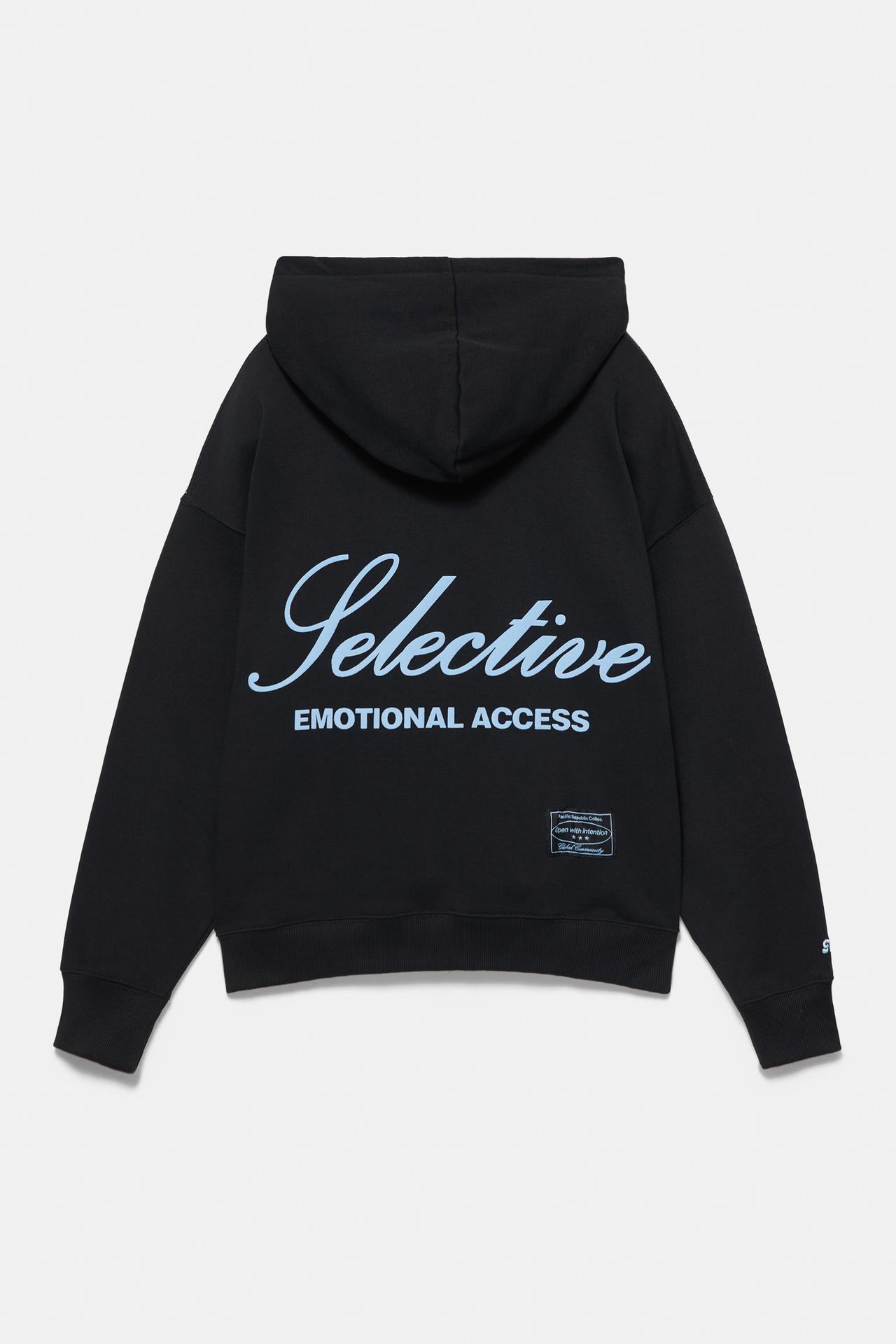 Graphic hood — Black