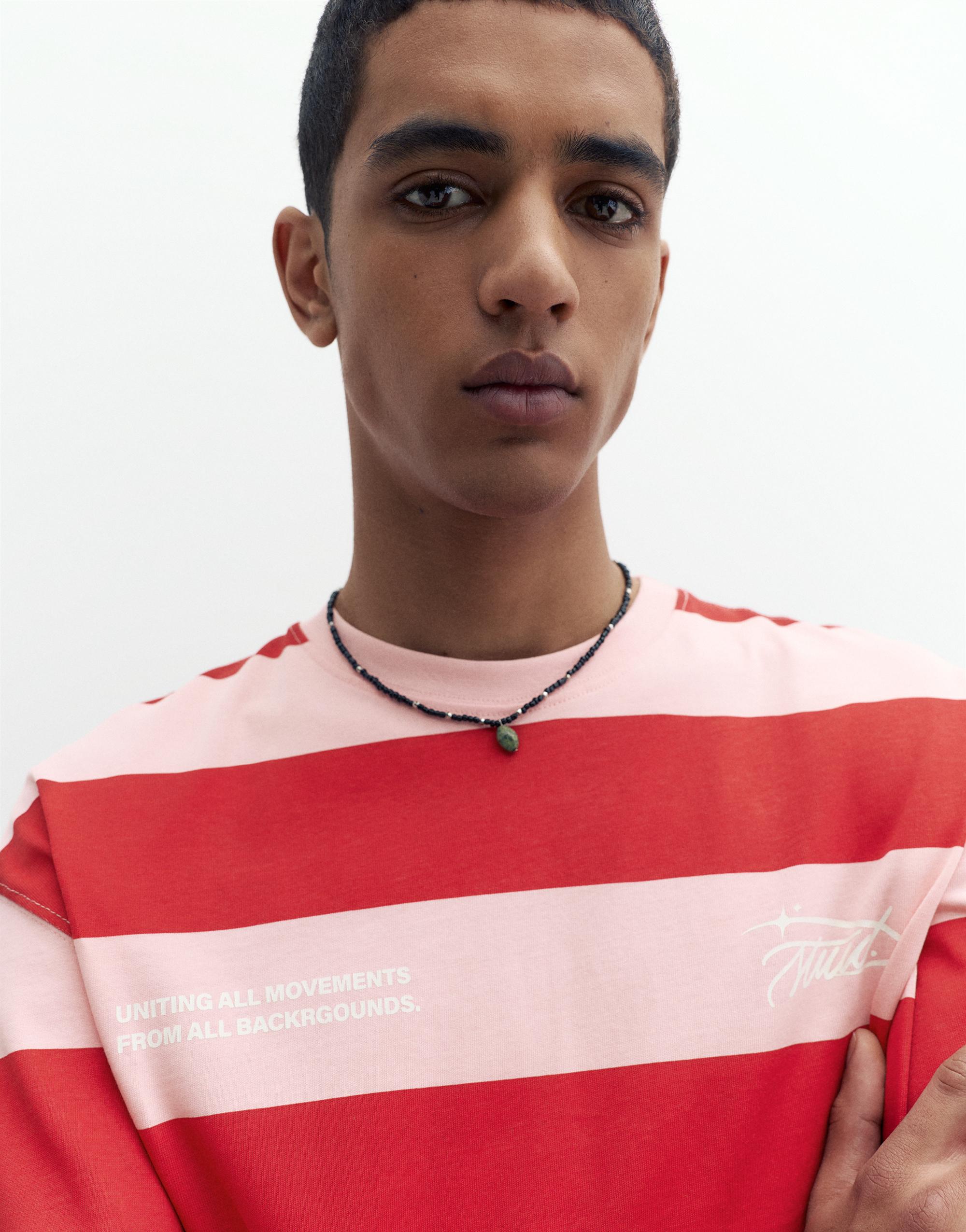 Kısa kollu çizgili tişört - Görsel 9