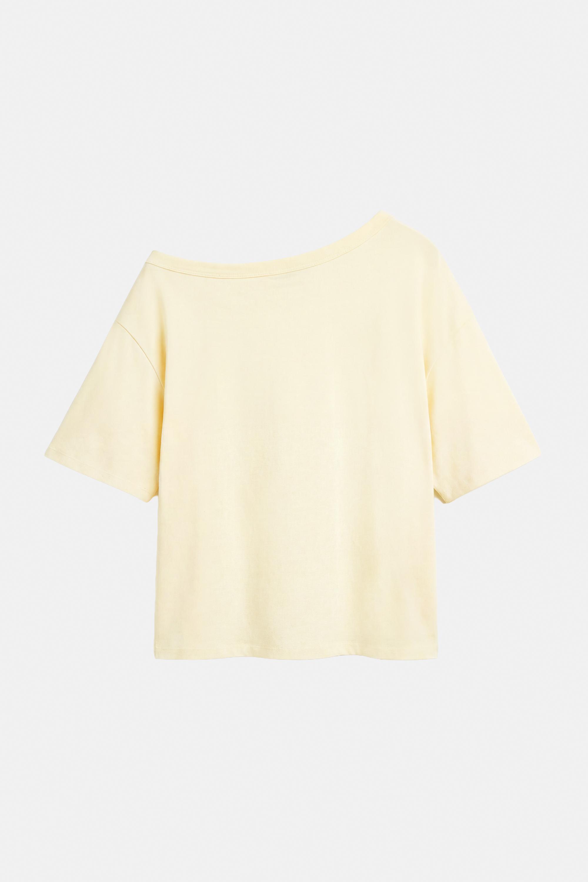 Asymmetric short sleeve T-shirt — Yellow