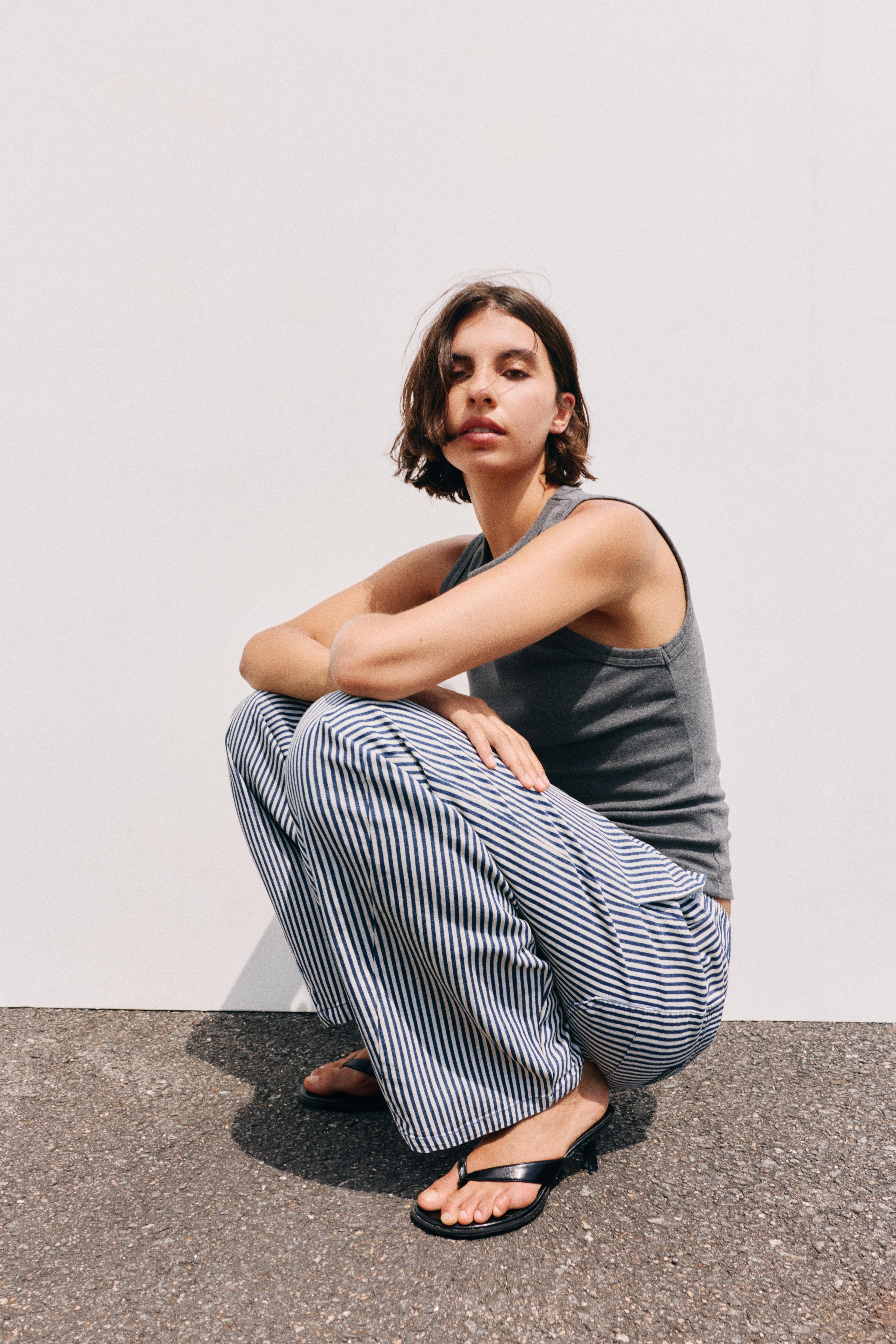 Barrel trousers — Navy