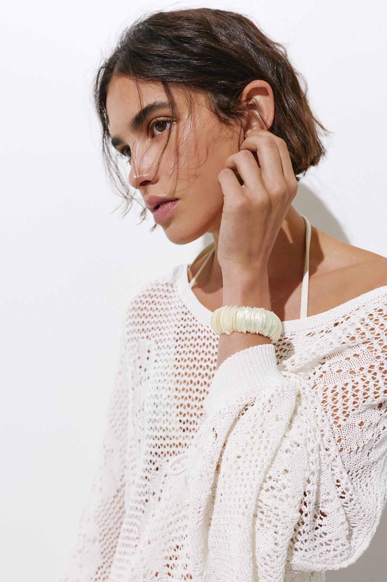 Mother-of-pearl-effect bracelet — Ice