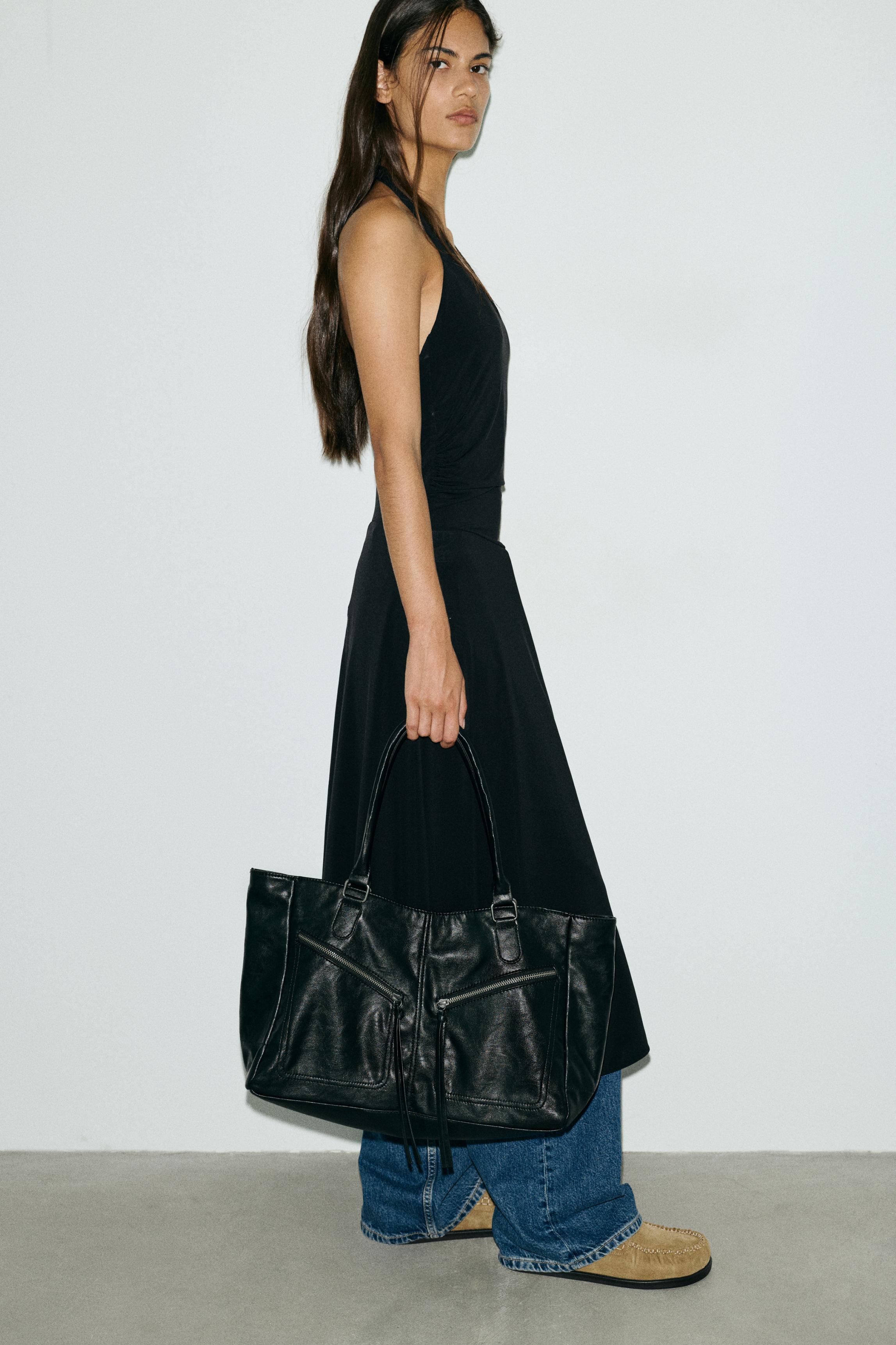 Zip detail tote bag — Black