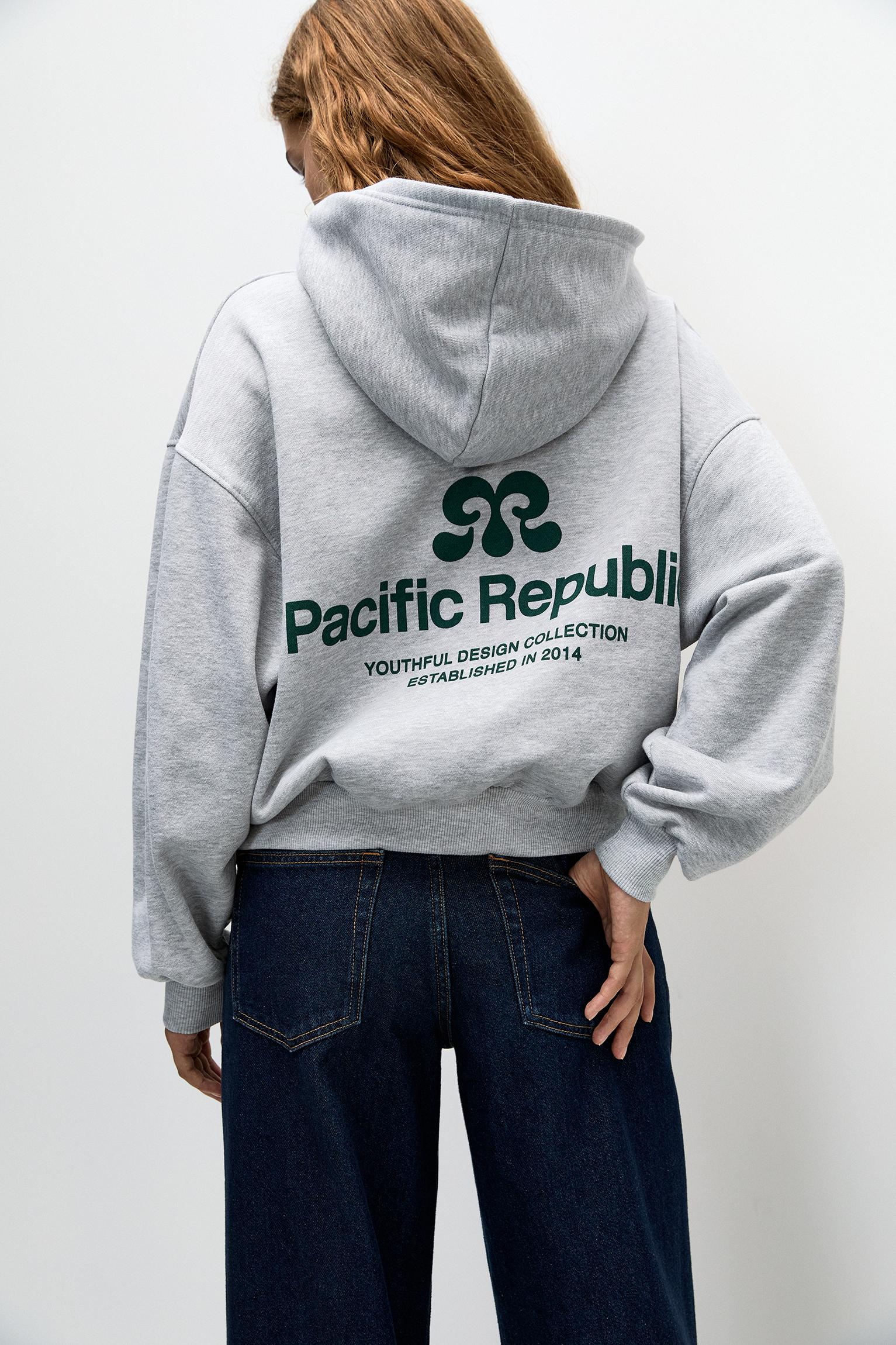 Pull&bear logo hoodie online