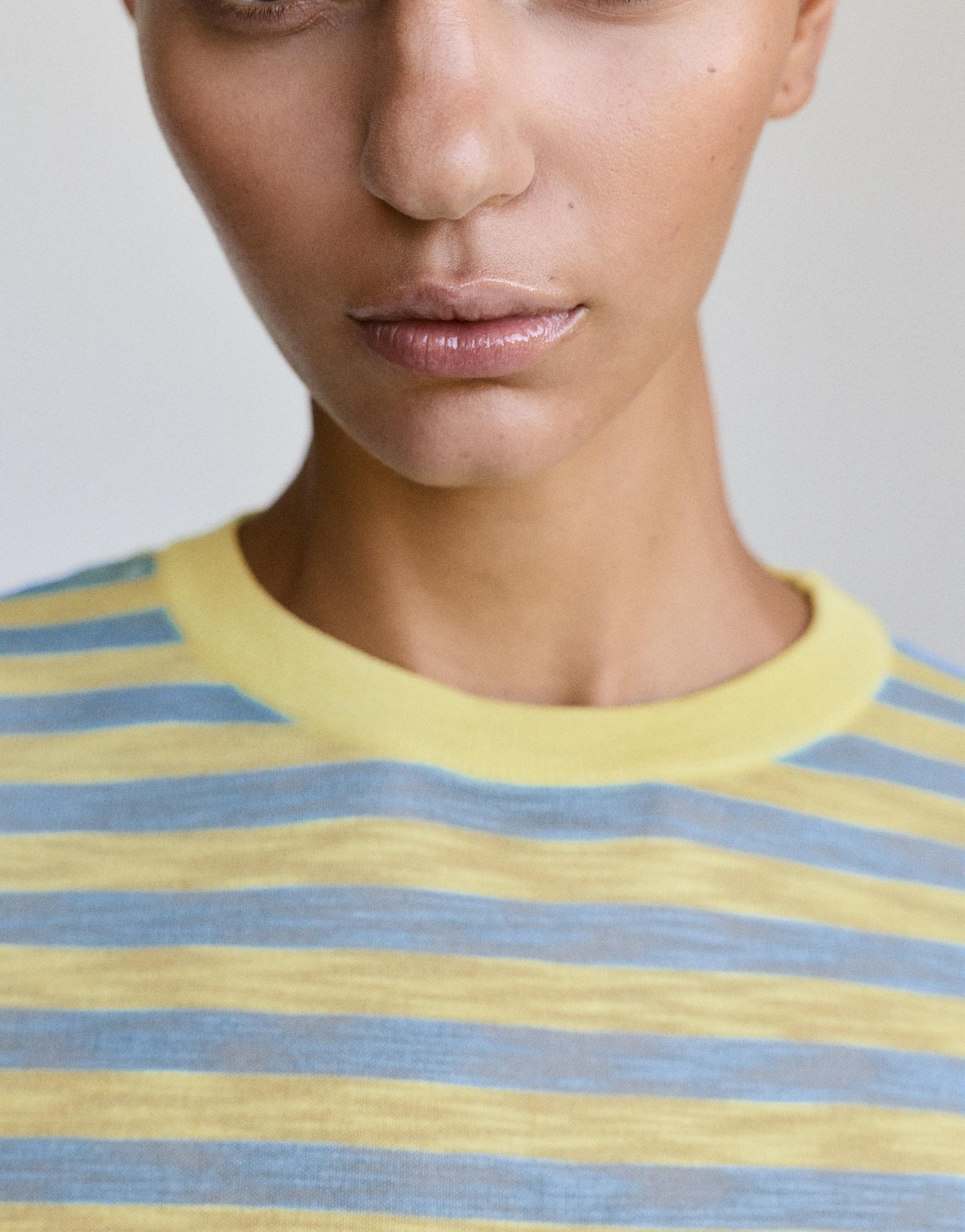Striped knit T-shirt — Yellow