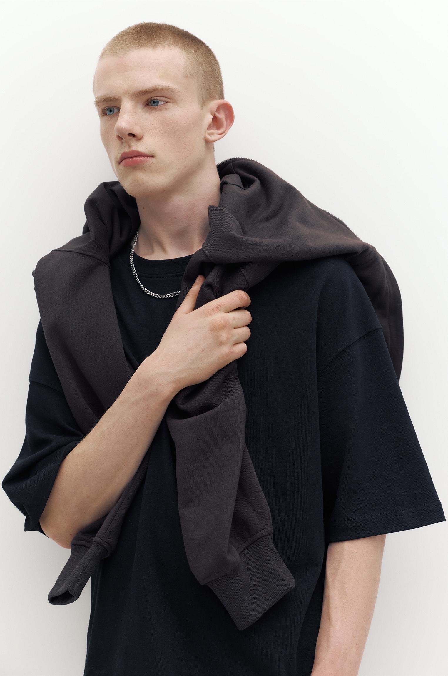 Lightweight hooded raincoat — Black
