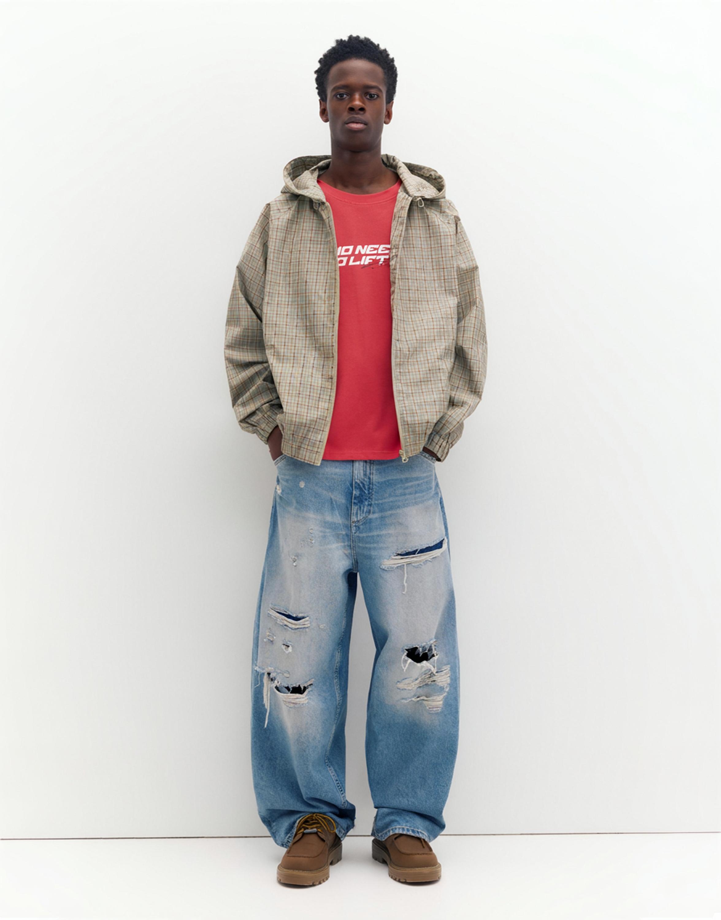 Kapüşonlu kareli hafif yağmurluk - Görsel 12