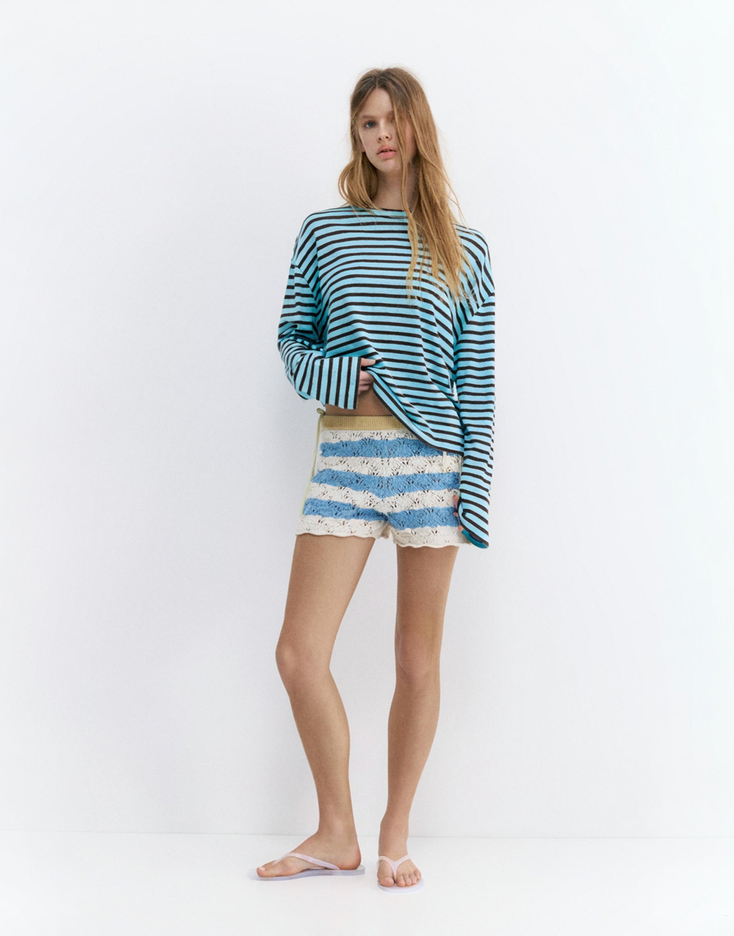 Striped crochet shorts — Pale blue