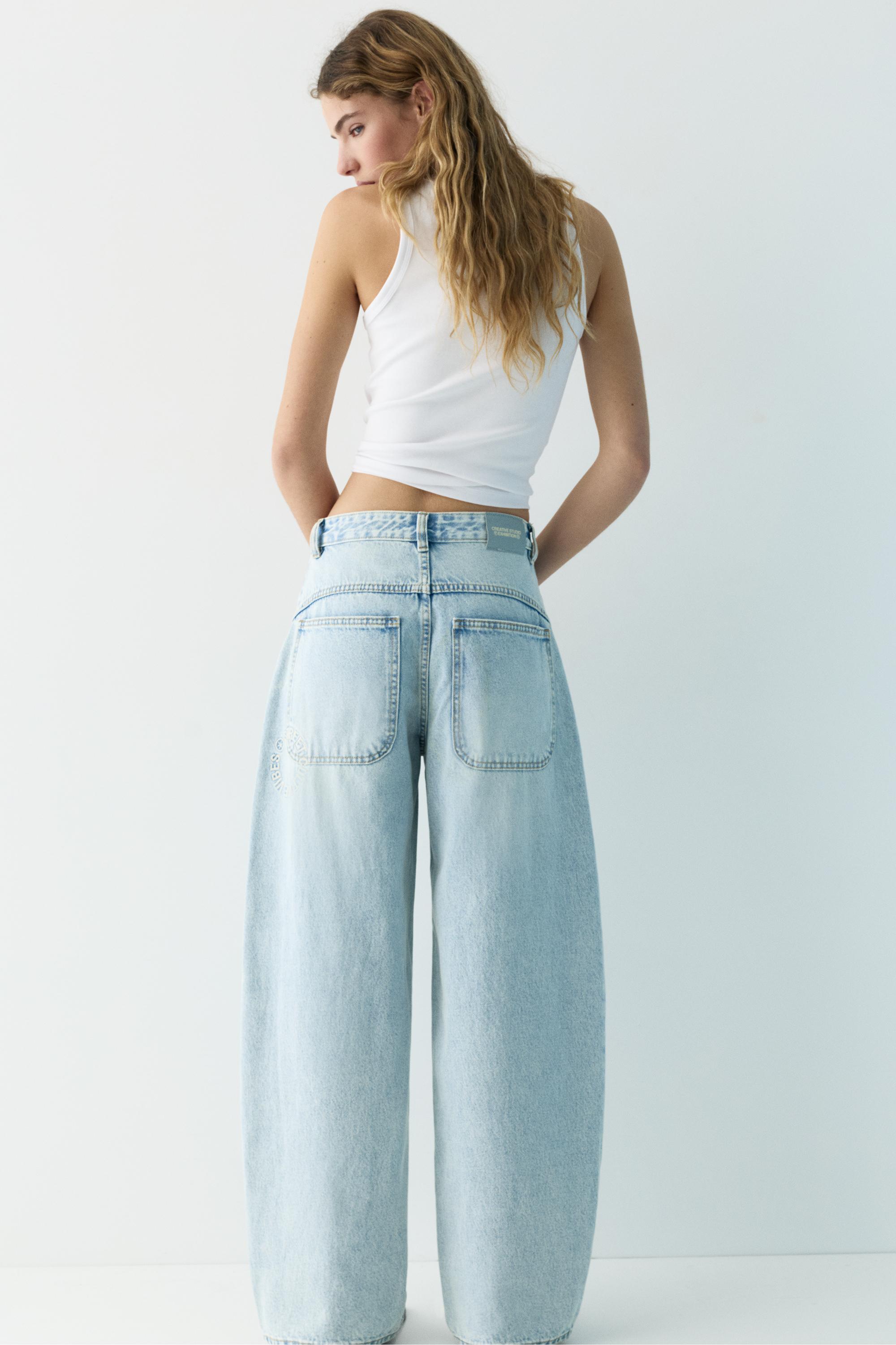 Embroidered barrel jeans — Pale blue