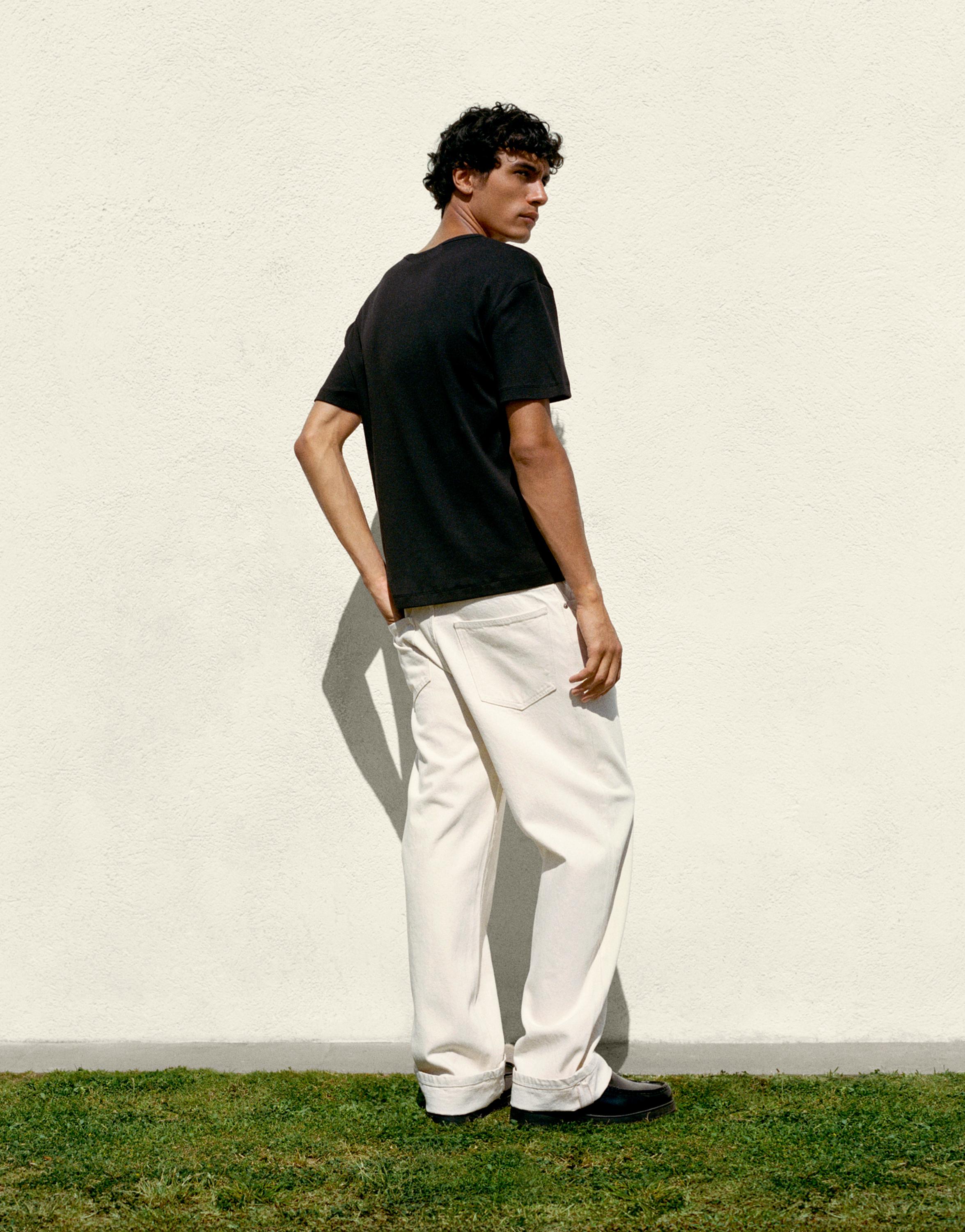 Basic Henley T-shirt — Black
