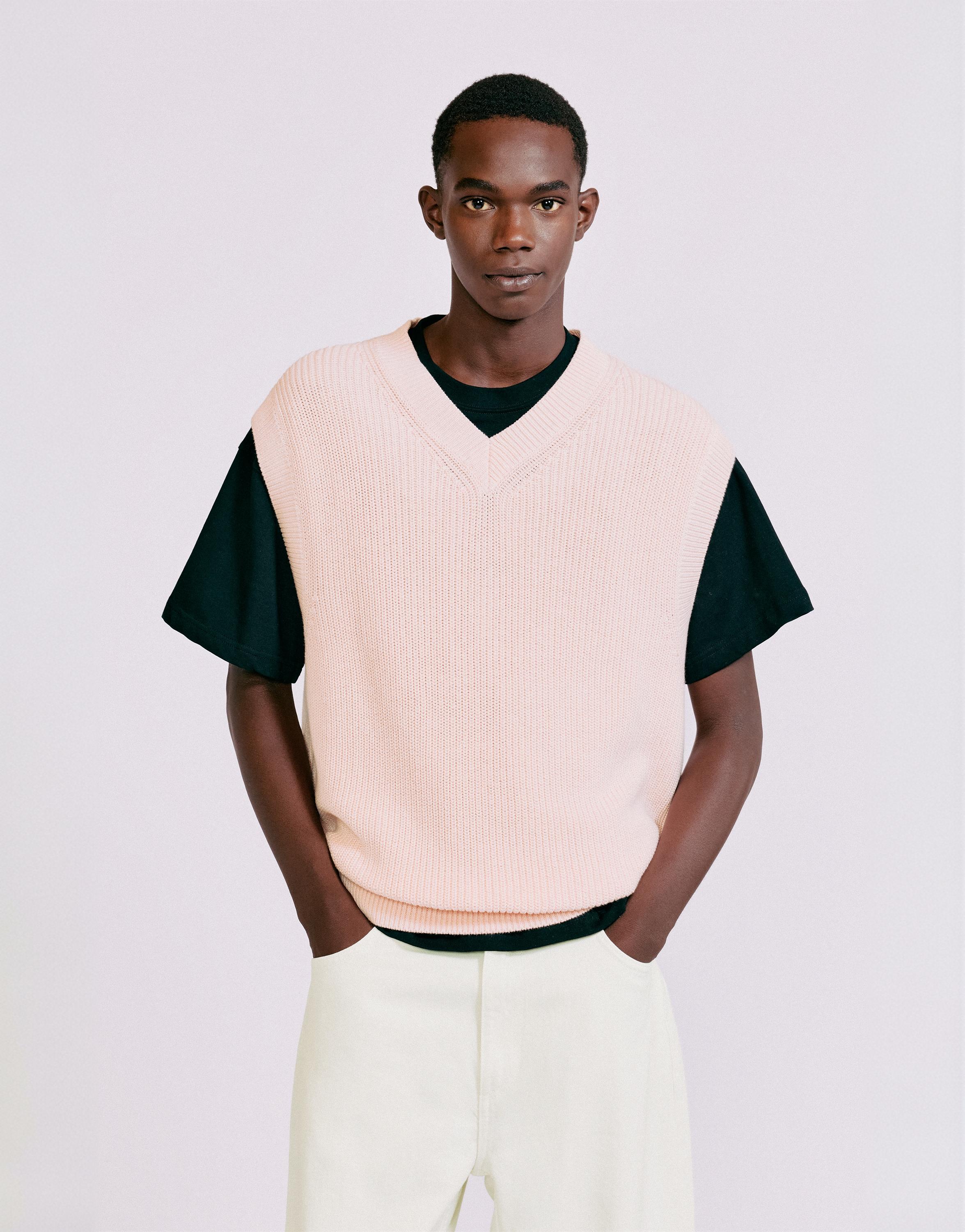 Knit vest — Pastel pink