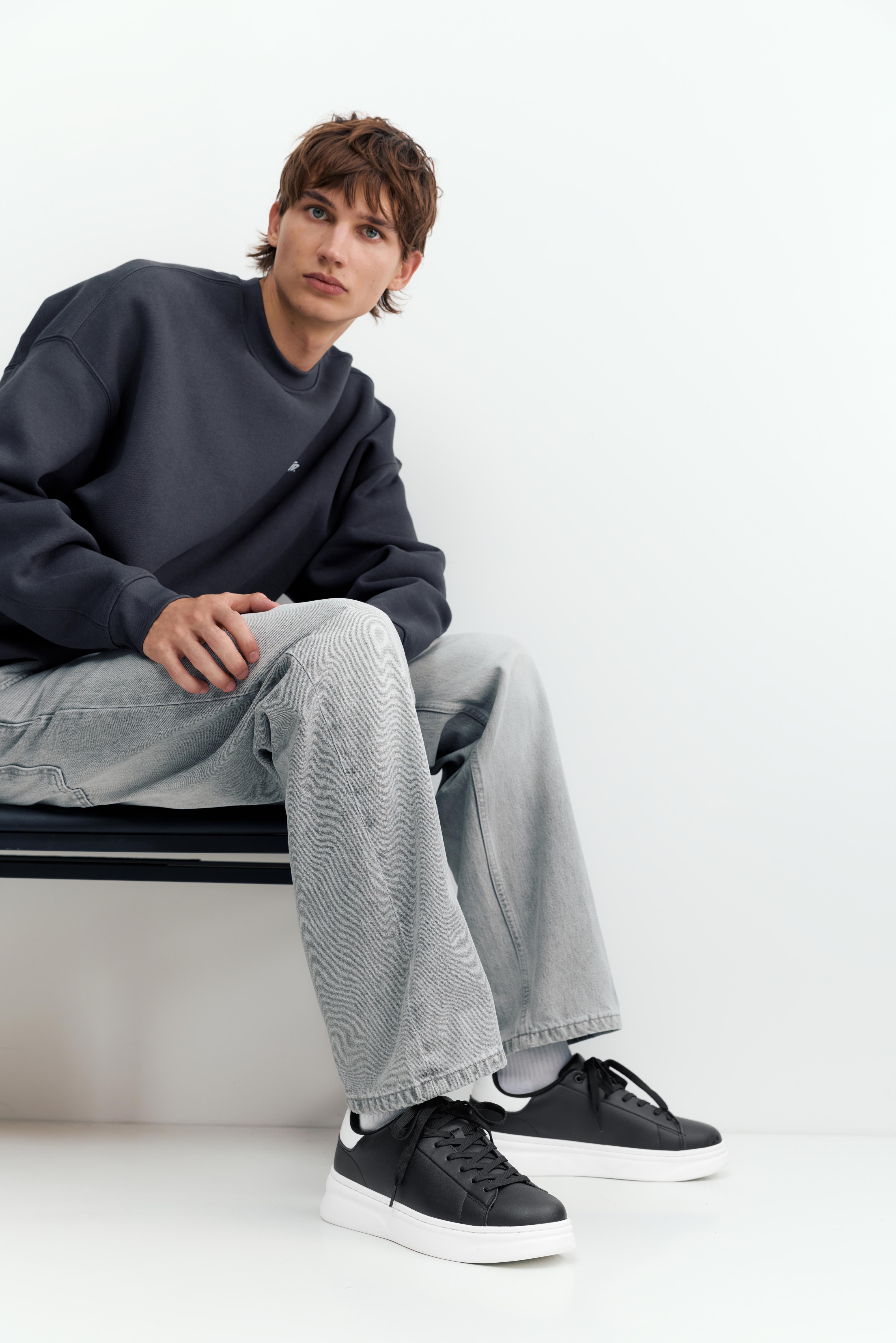 Chunky sole trainers — Contrast