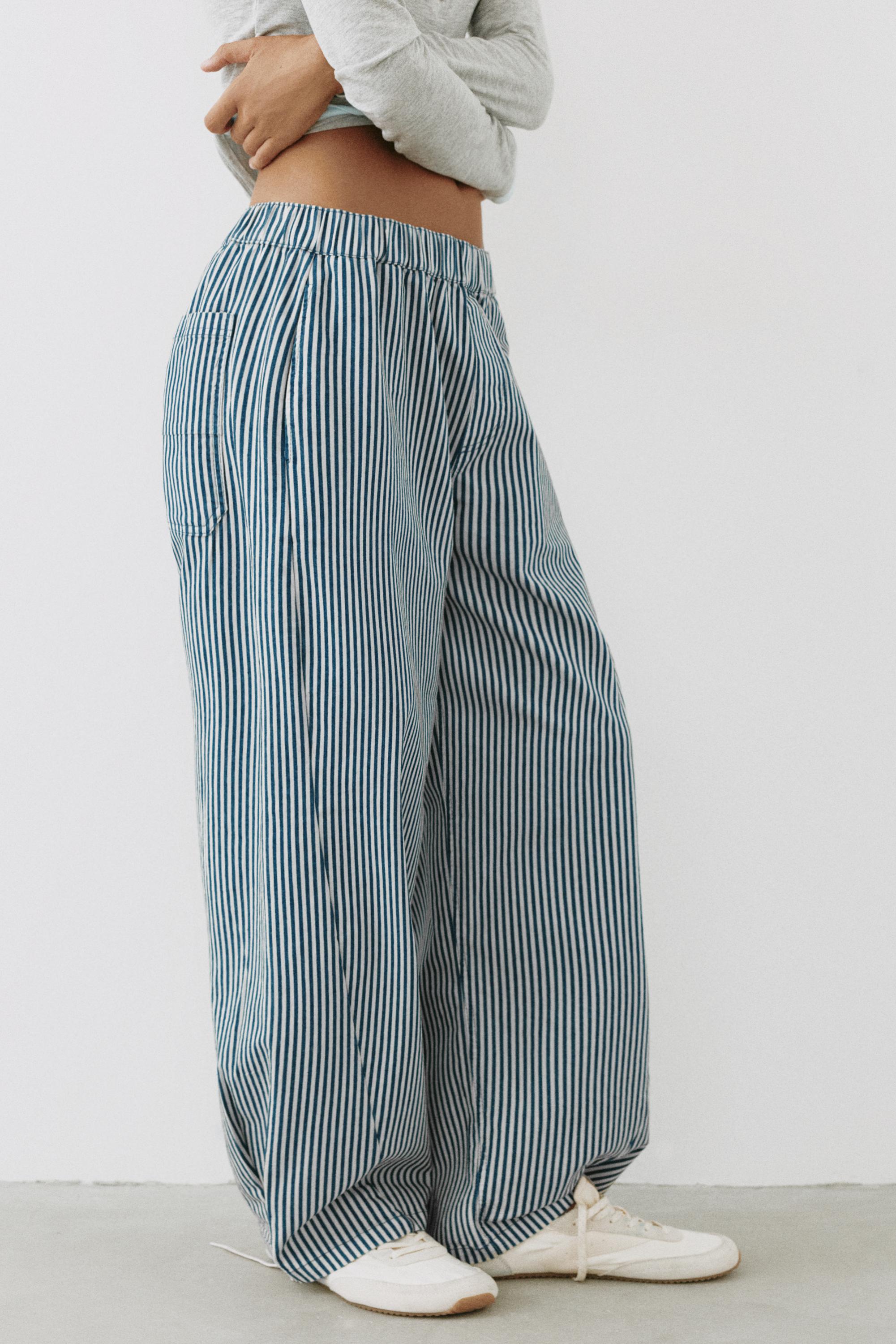 Barrel trousers — Navy