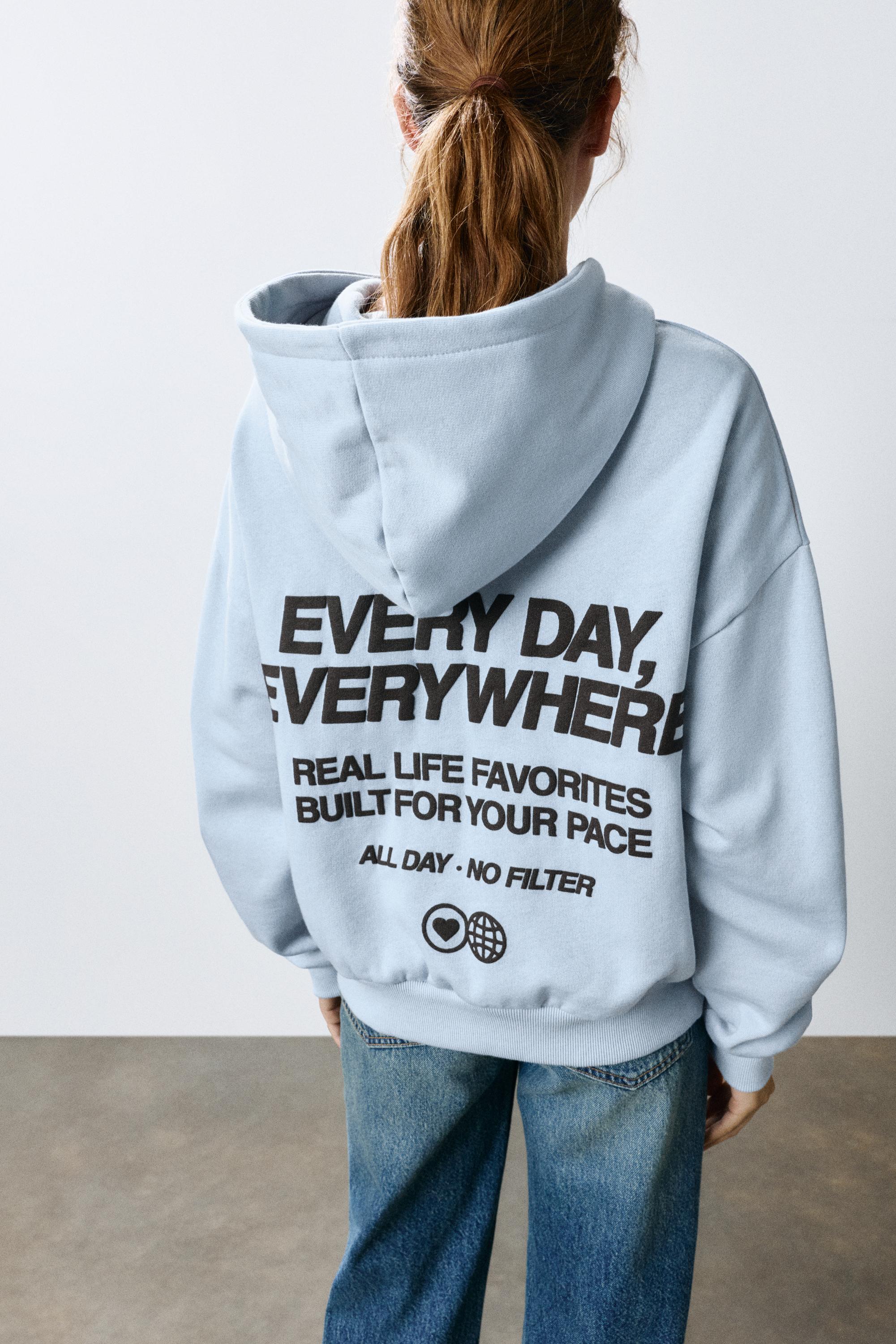 Oversize graphic hoodie — Pastel blue