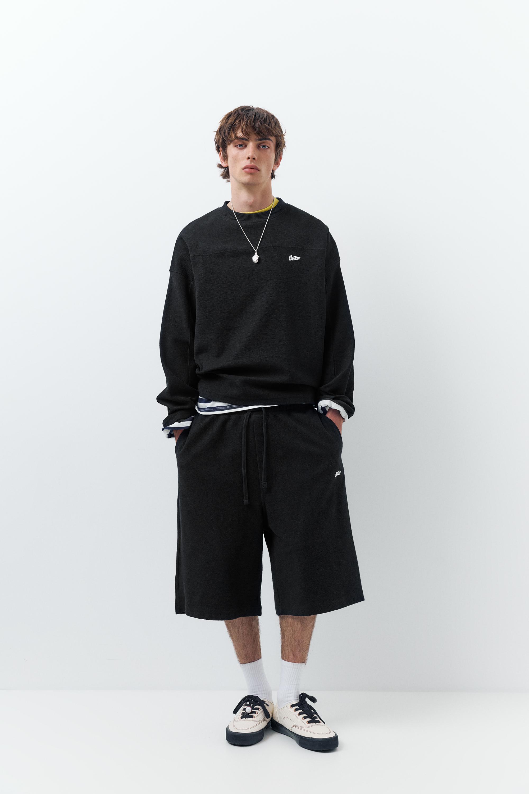 STWD Round Neck Sweatshirt — Black