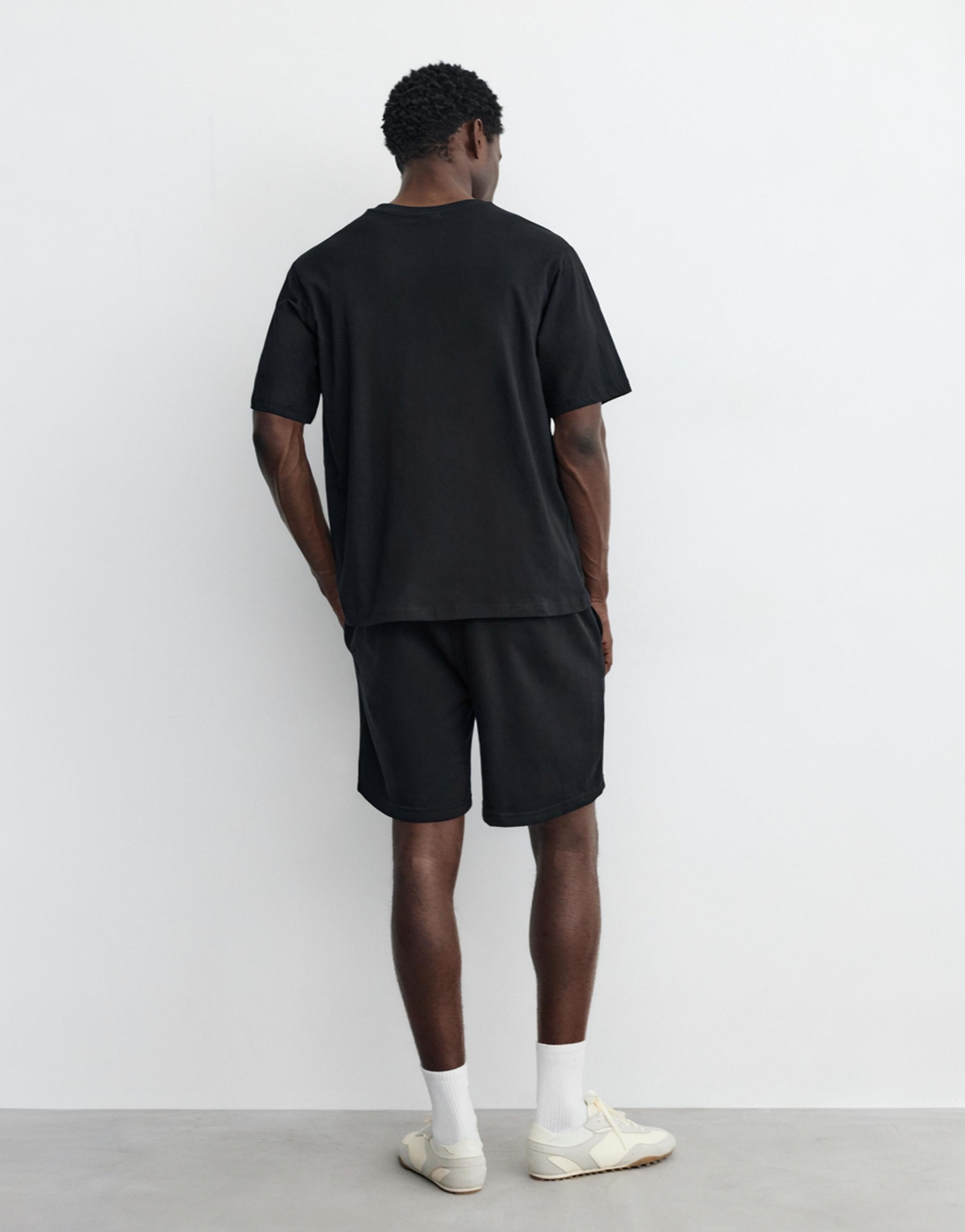 Pack of Bermuda jogger shorts and T-shirt — Black