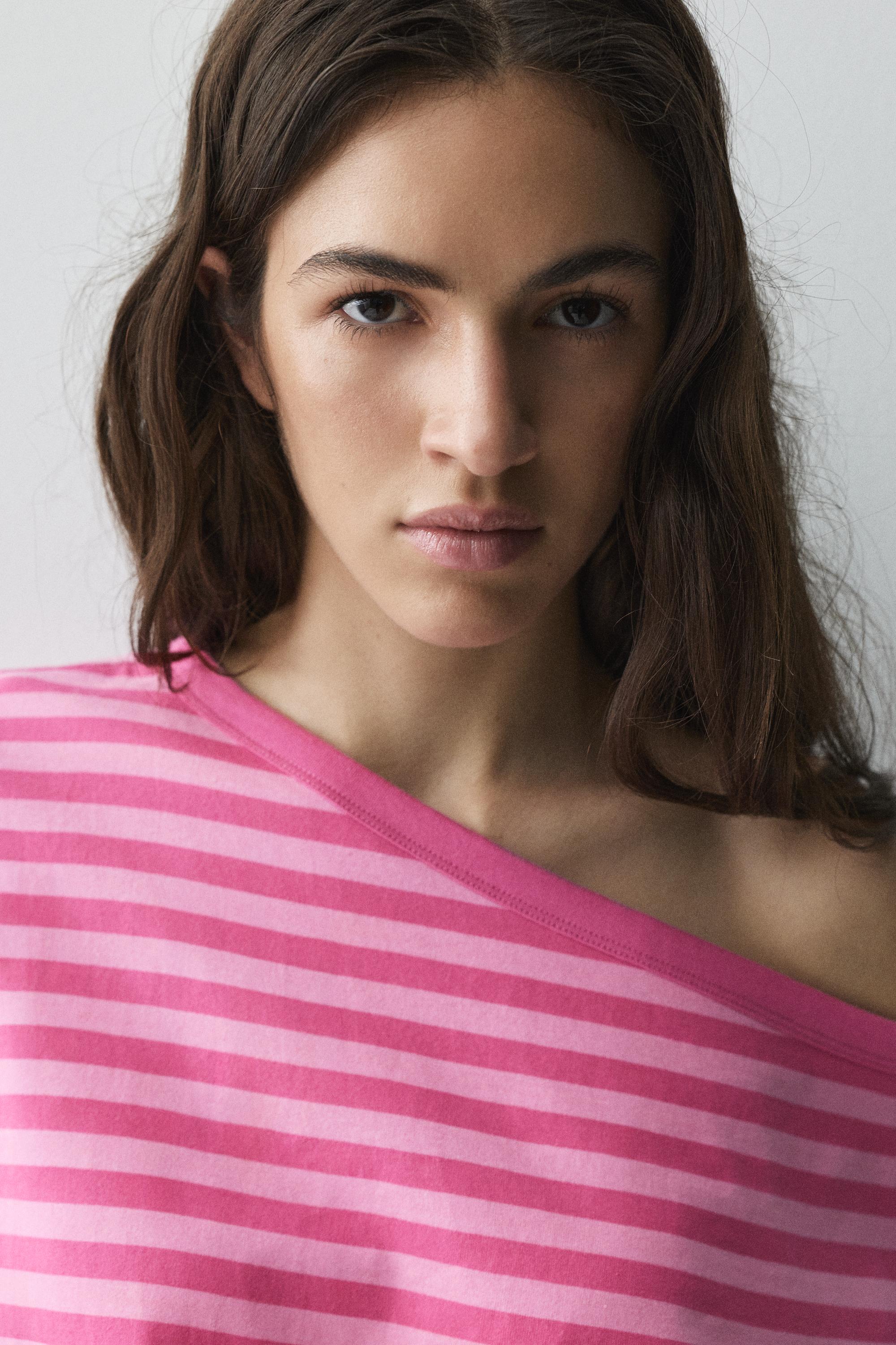 Asymmetric short sleeve T-shirt — Striped