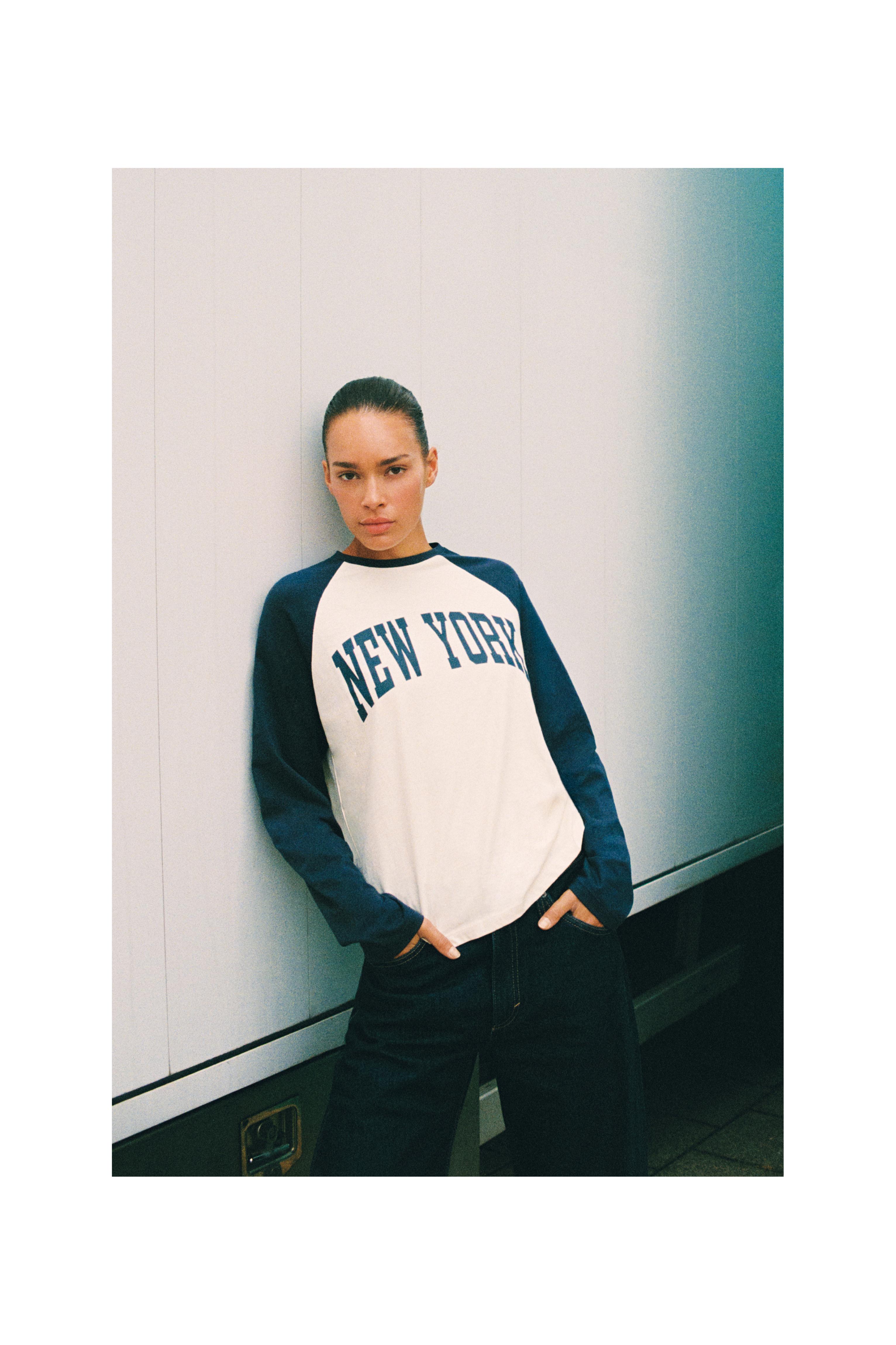 New York raglan T-shirt — Ecru/Blue