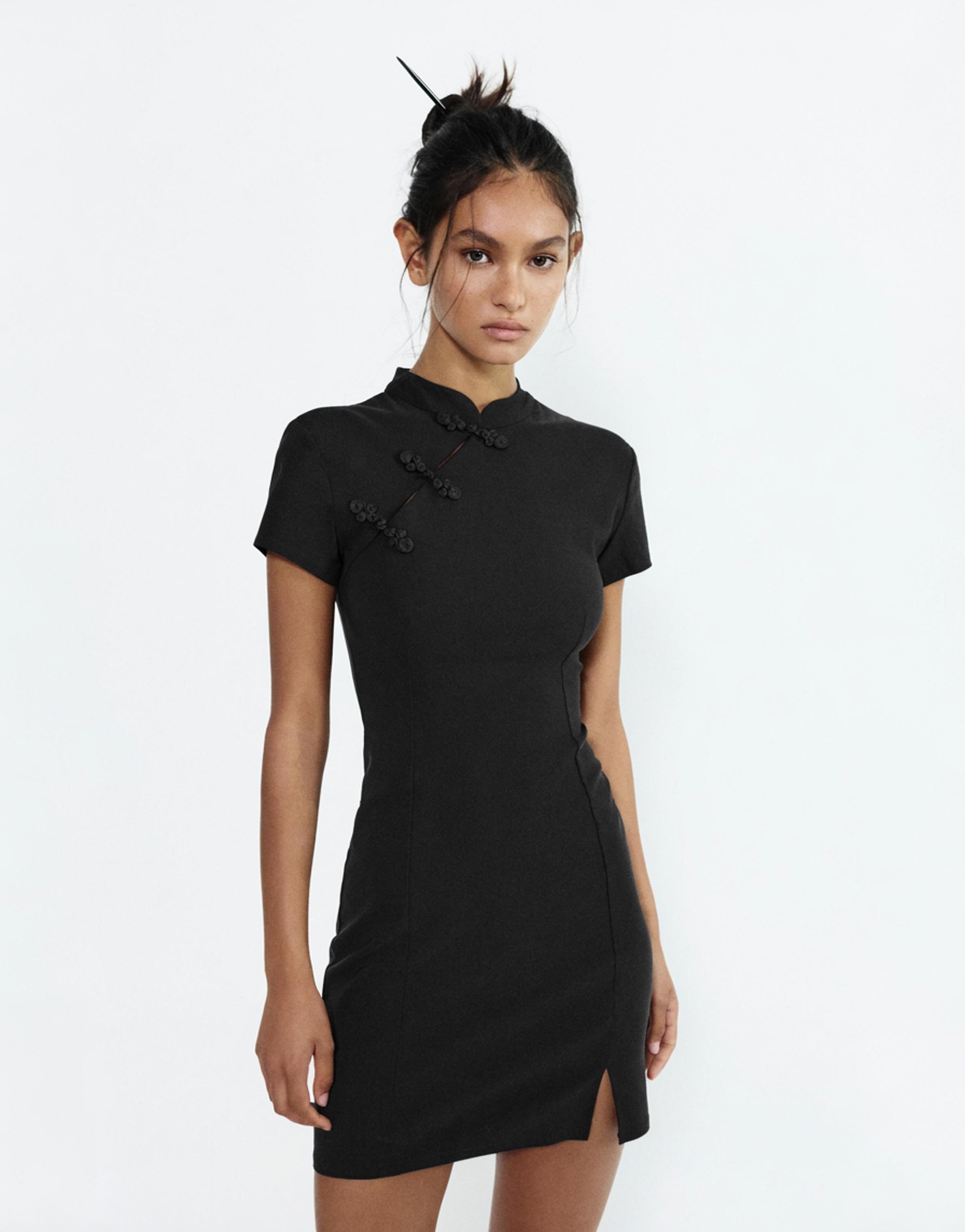 Short dress with knot buttons — Black