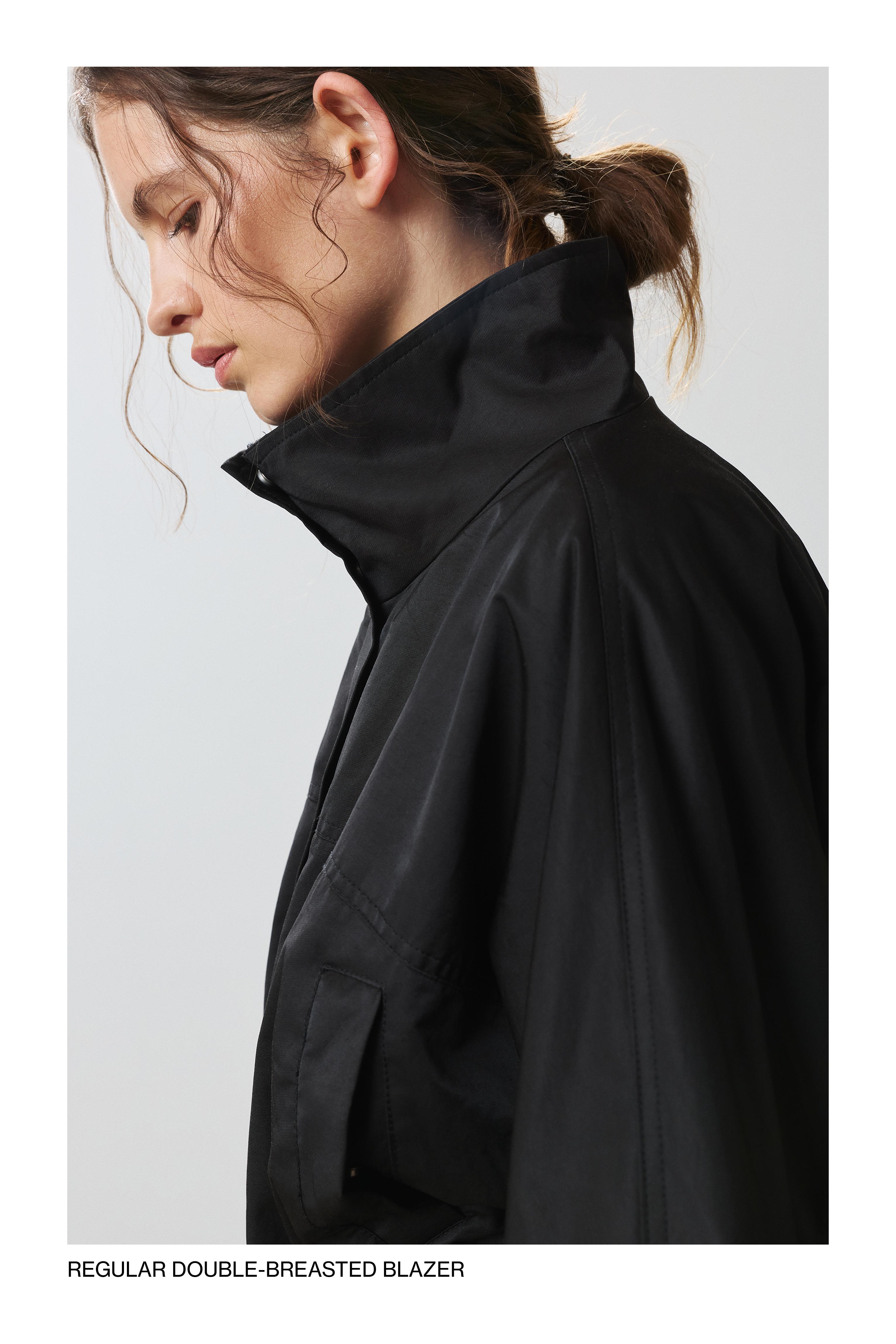 Gathered waist jacket — Black