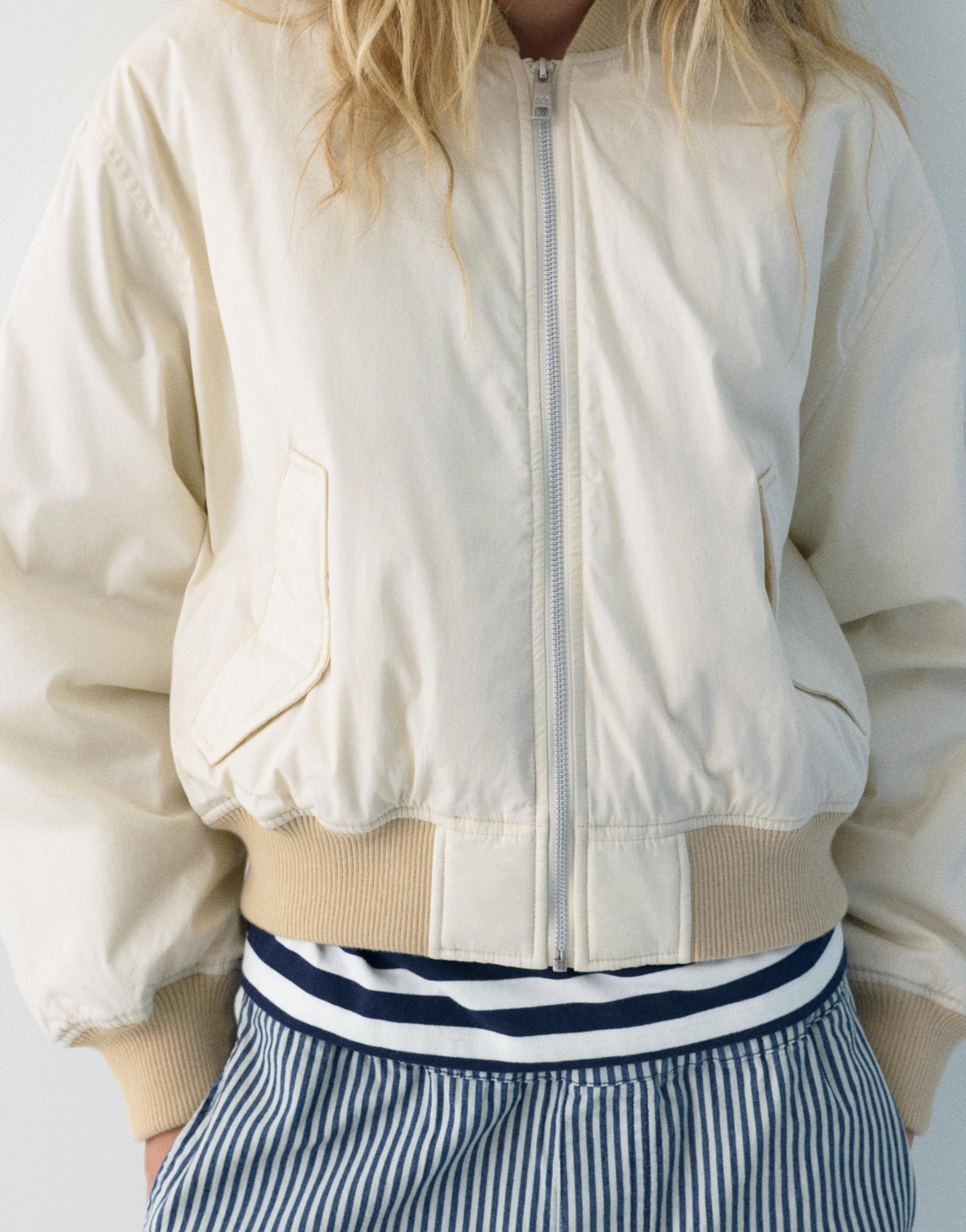 Bomber jacket — Vanilla