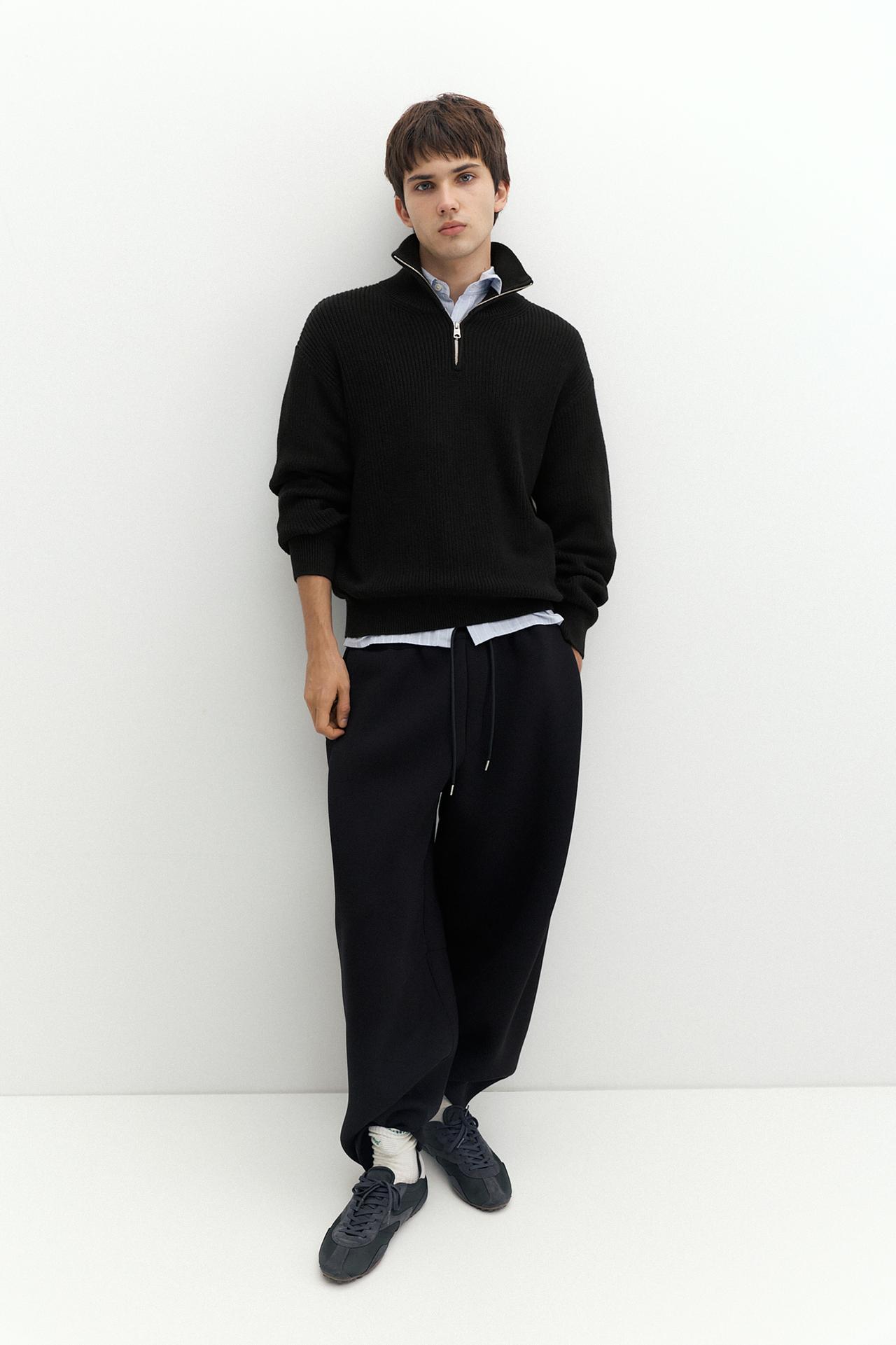 Quarter-zip jumper — Black