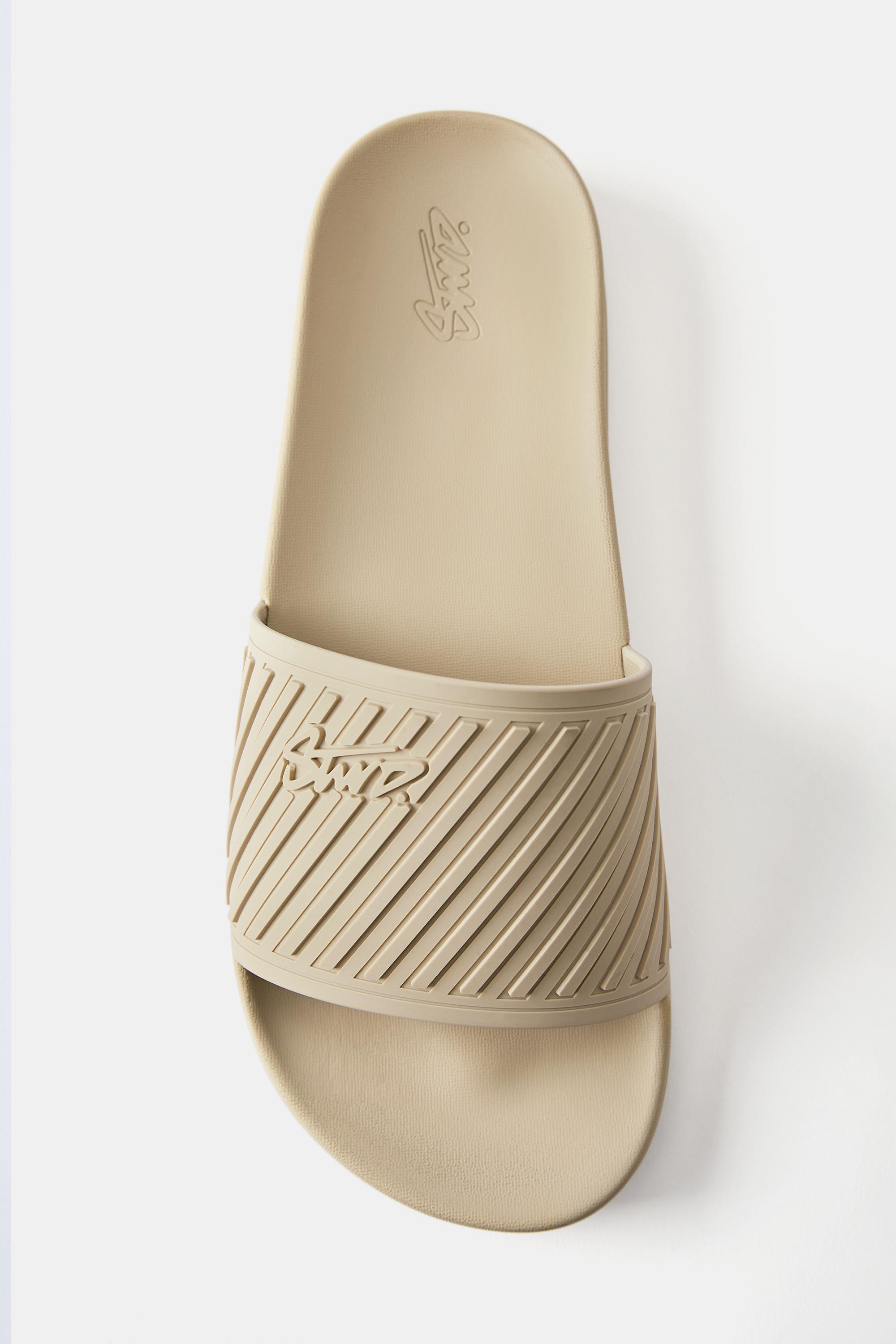 STWD rubberised sandals — Ecru