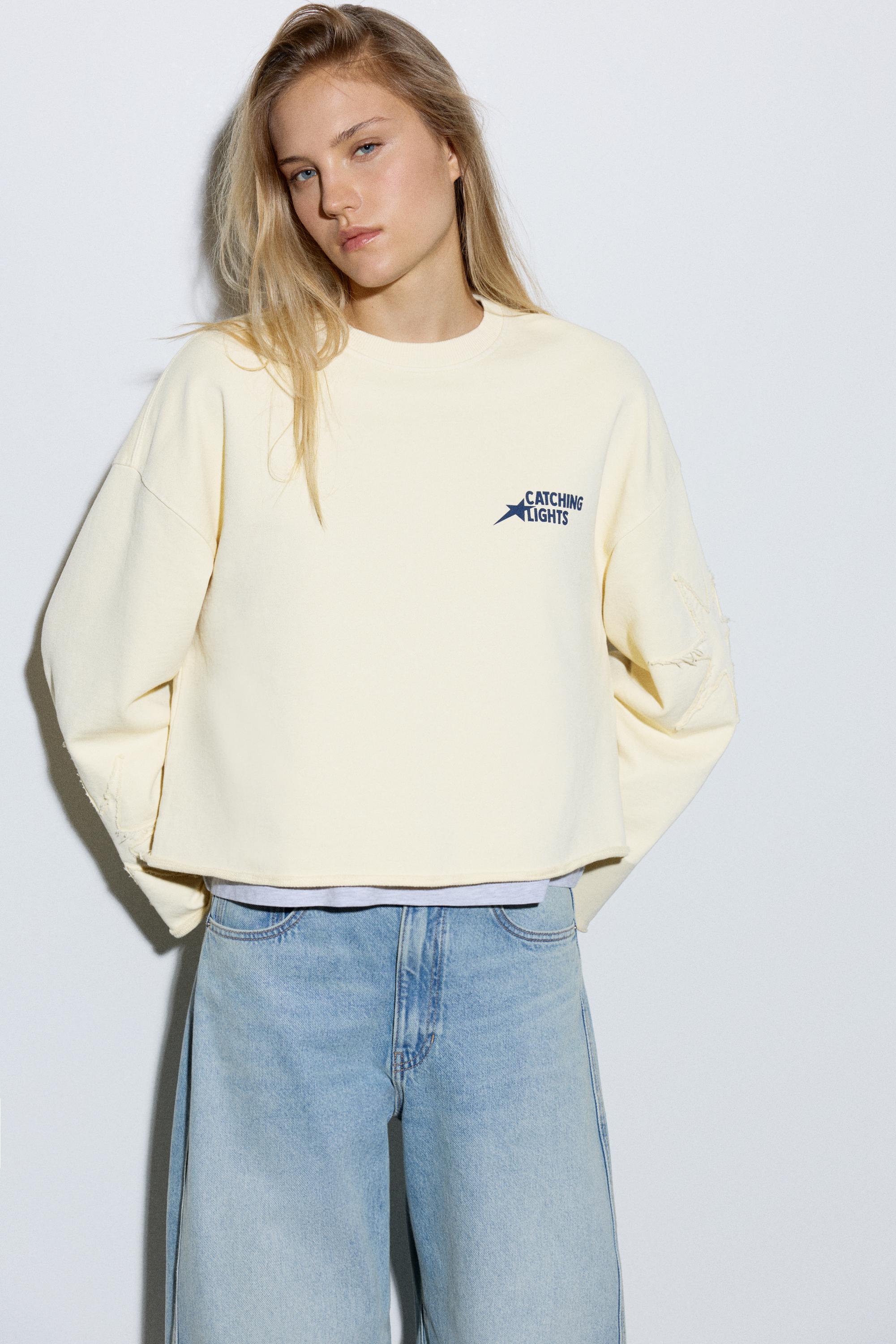Cropped star graphic sweatshirt — Yellow