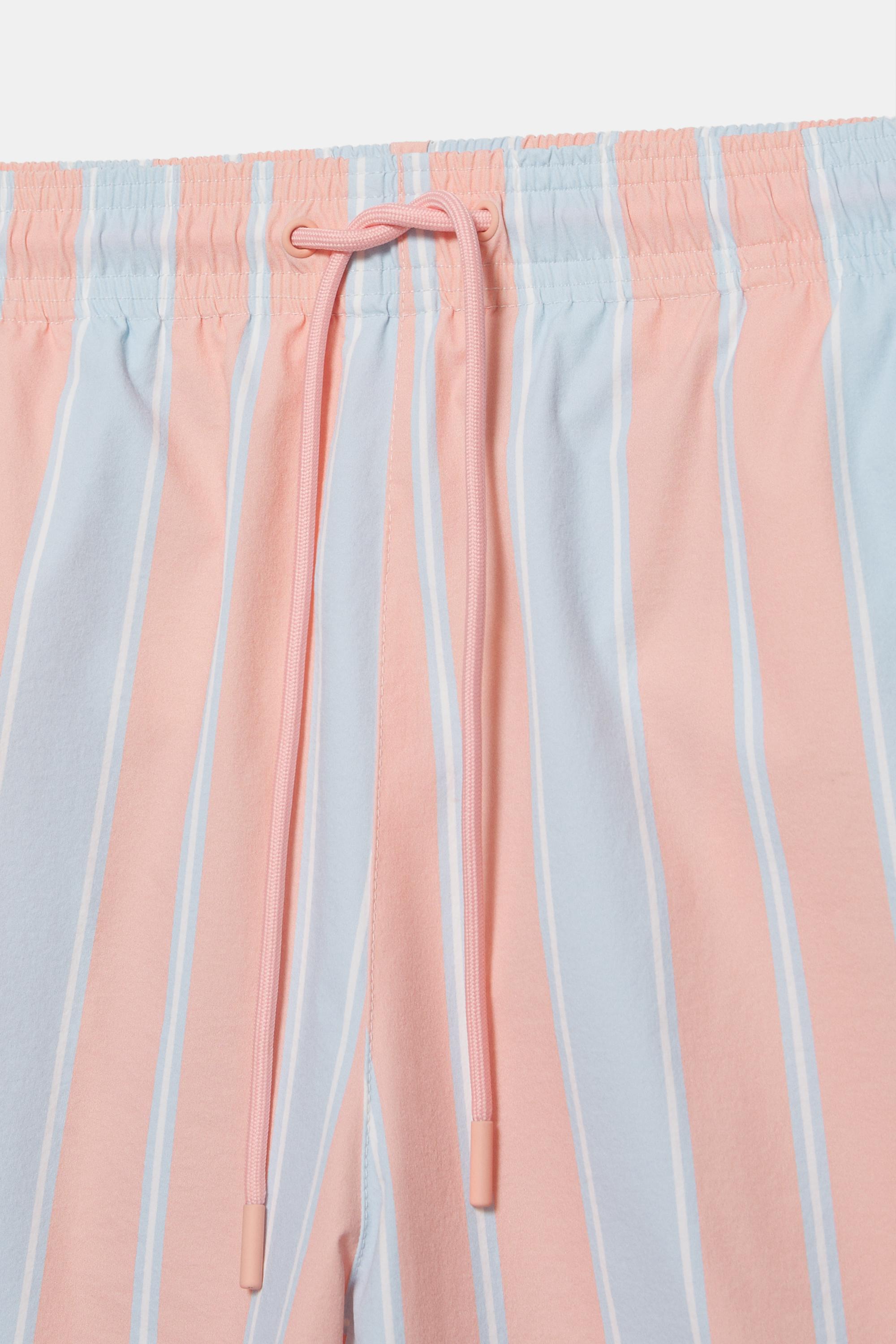 Striped board shorts — Others