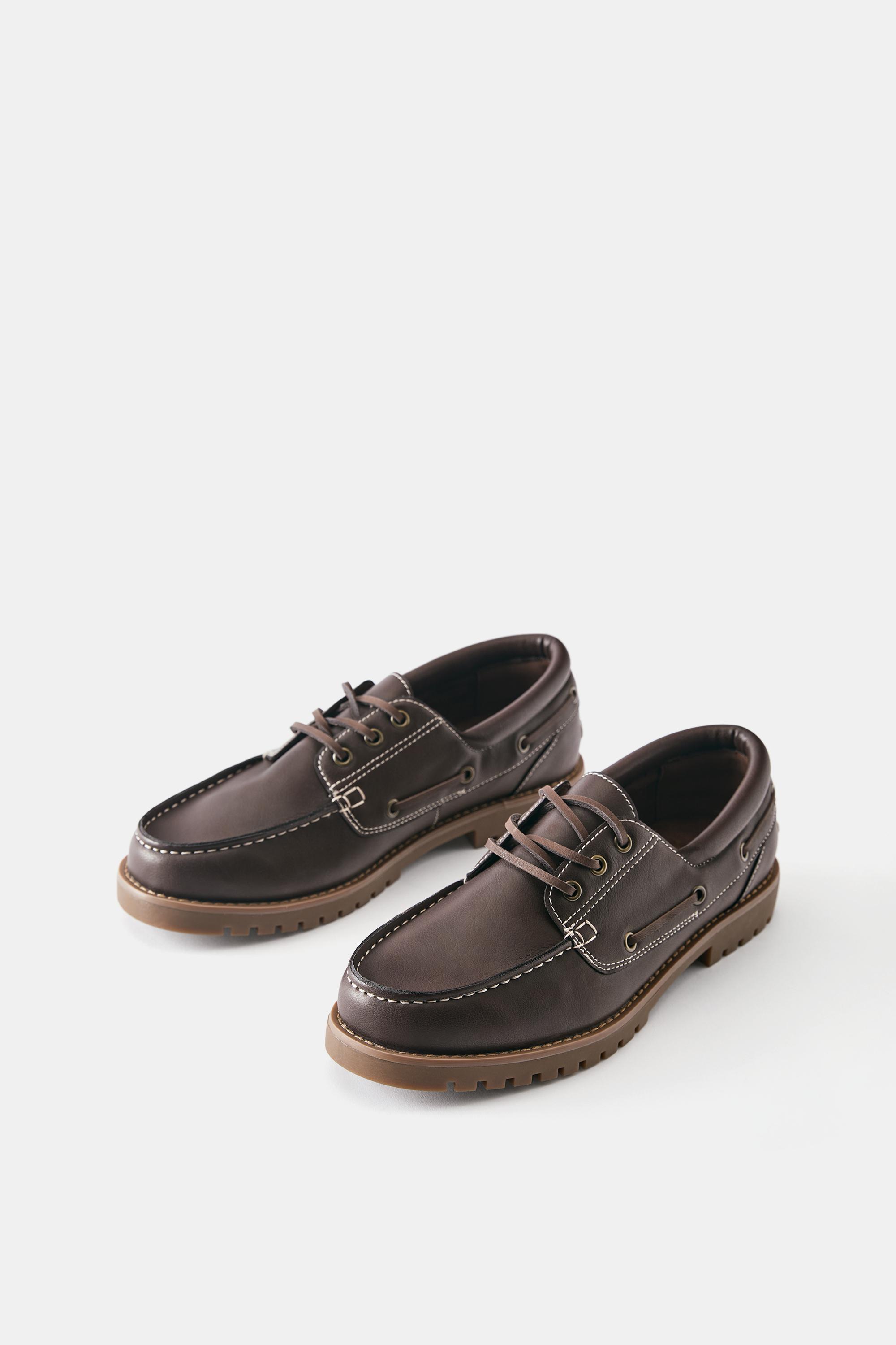 Boat shoes — Brown