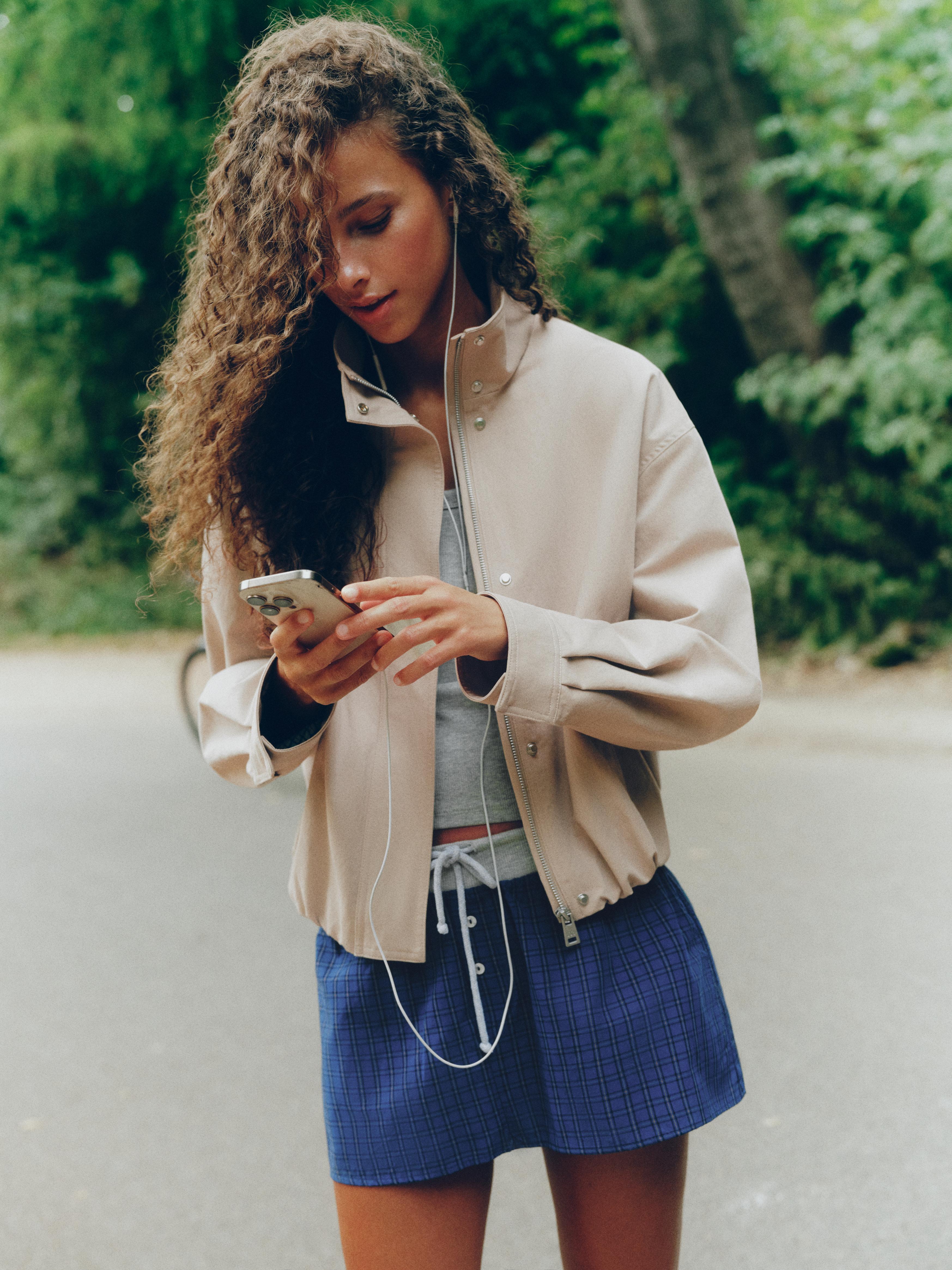 Oversize high-neck jacket — Sand