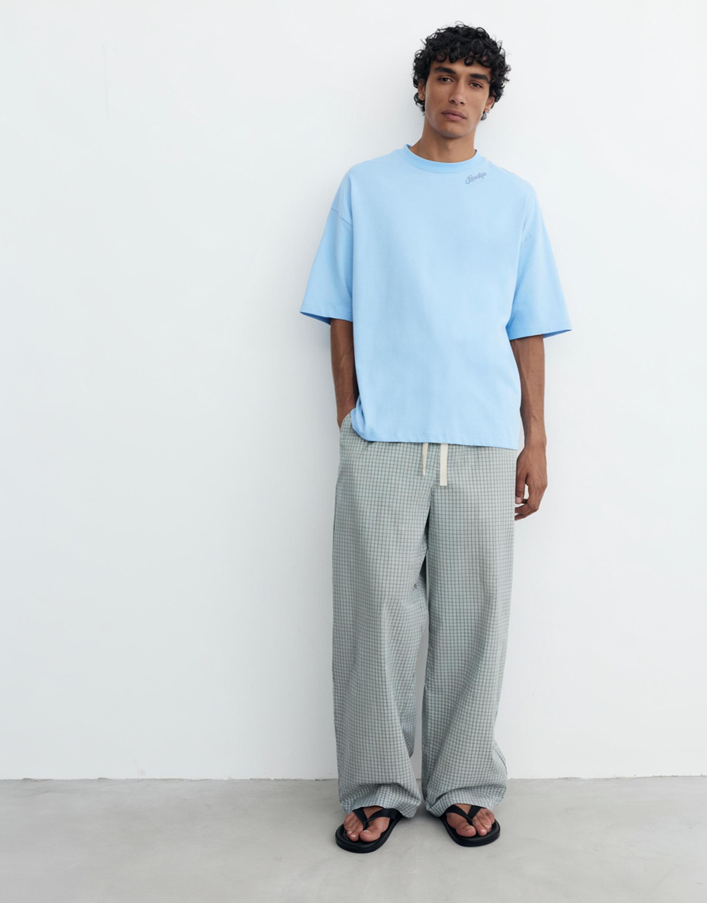 İşlemeli relaxed fit Tişört - Görsel 10