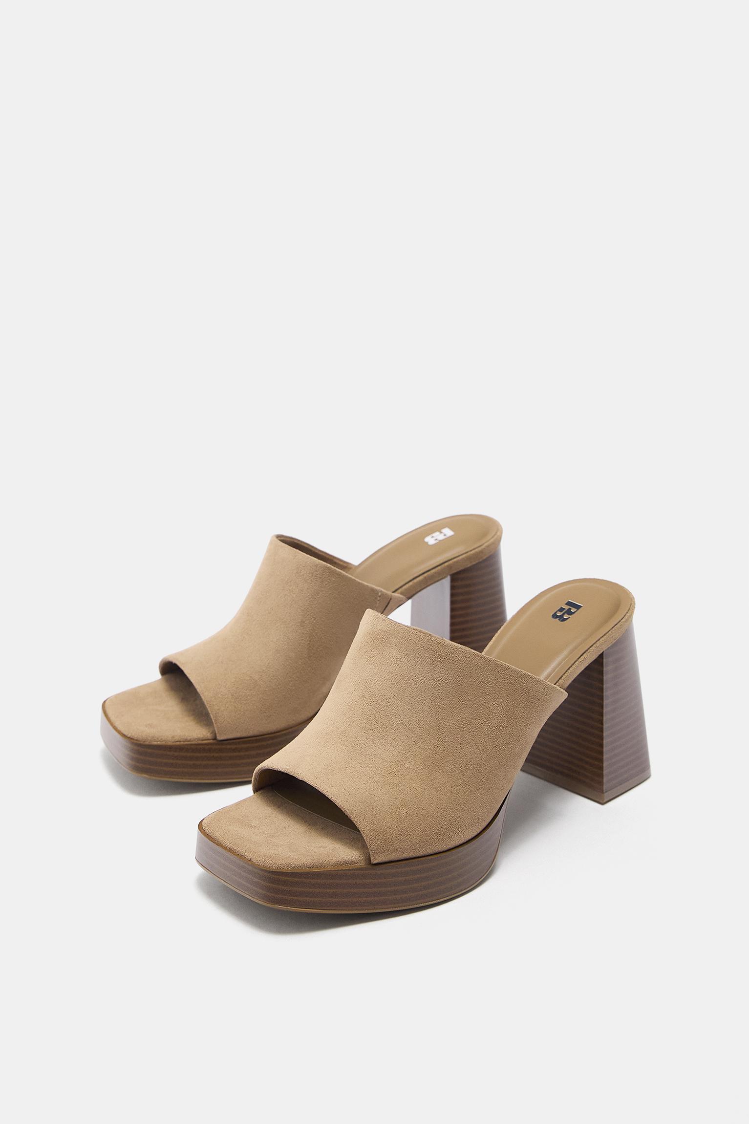 Heeled clogs — Brown