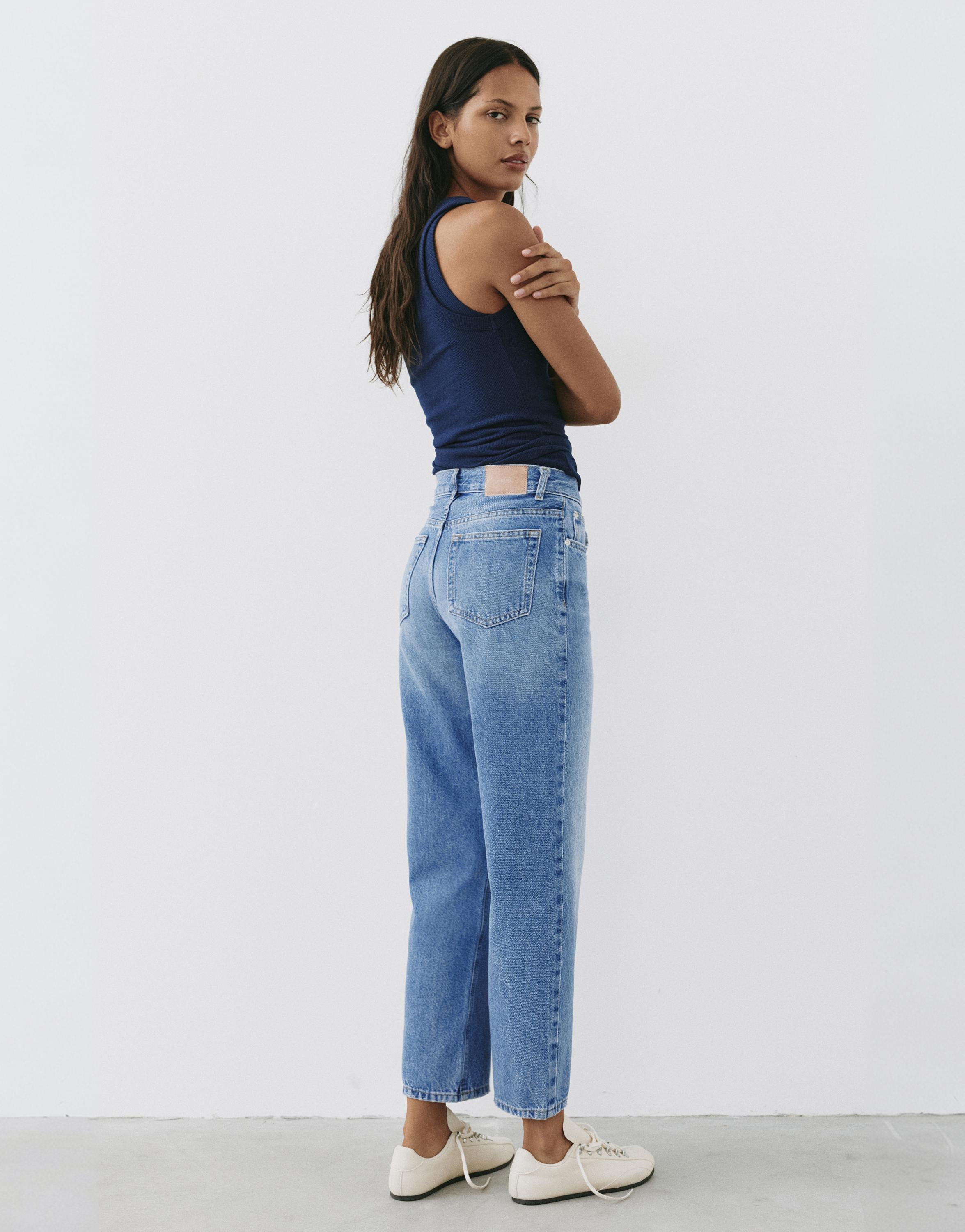 Straight-leg jeans with crossover waistband — Medium blue
