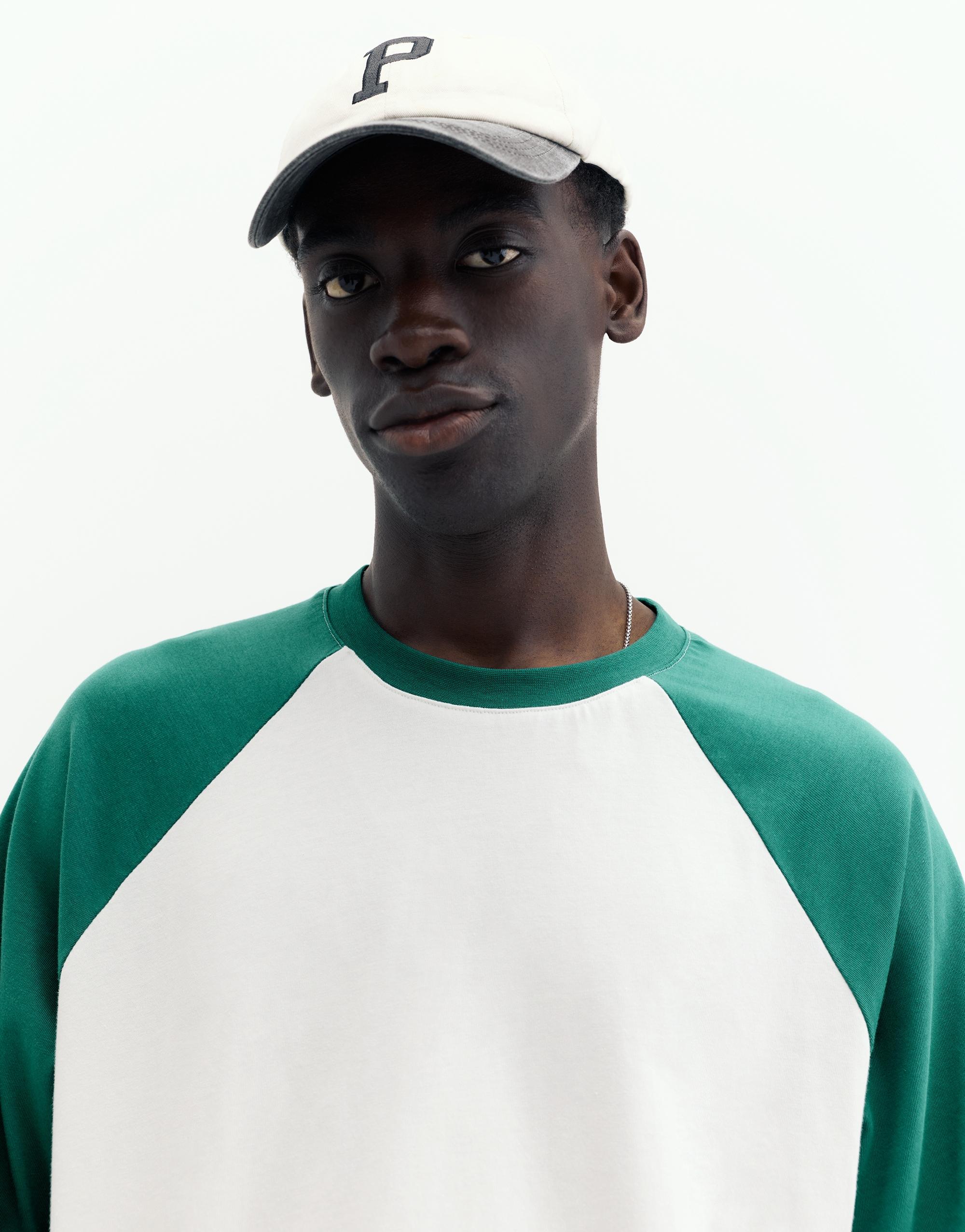 Raglan sleeve T-shirt — Green