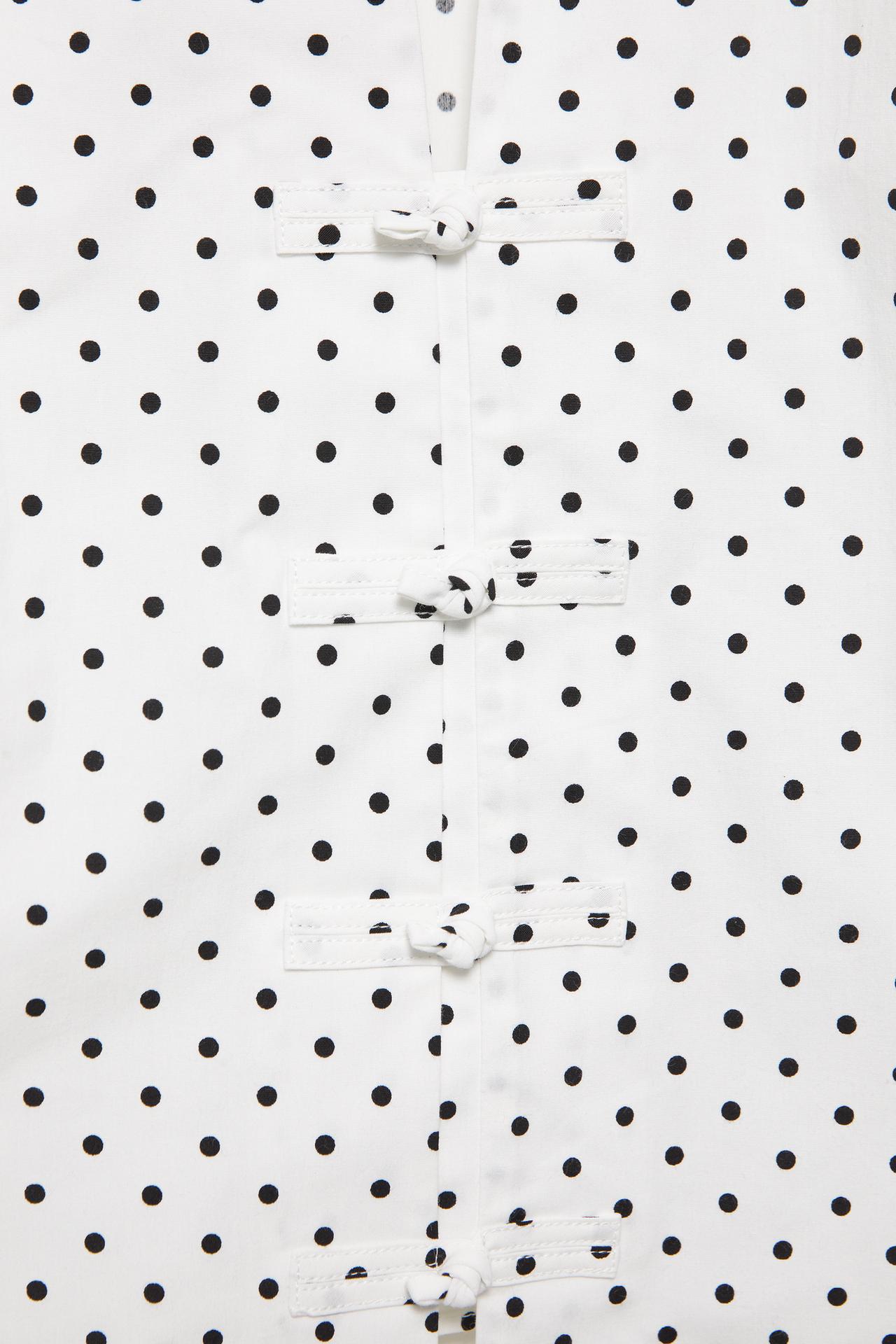Polka dot frog fastening shirt — White/Black