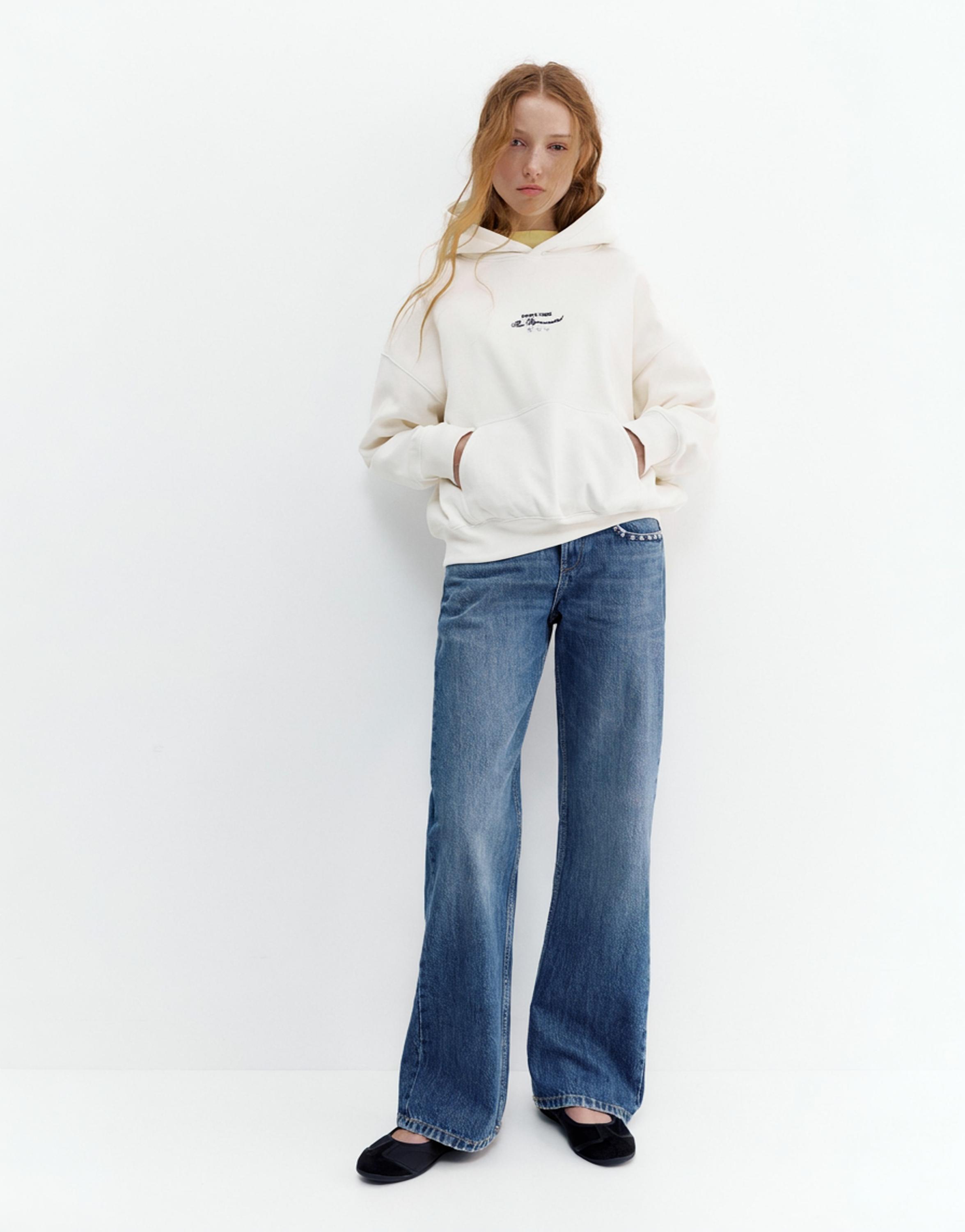 İşlemeli yıldız kapüşonlu sweatshirt - Görsel 10
