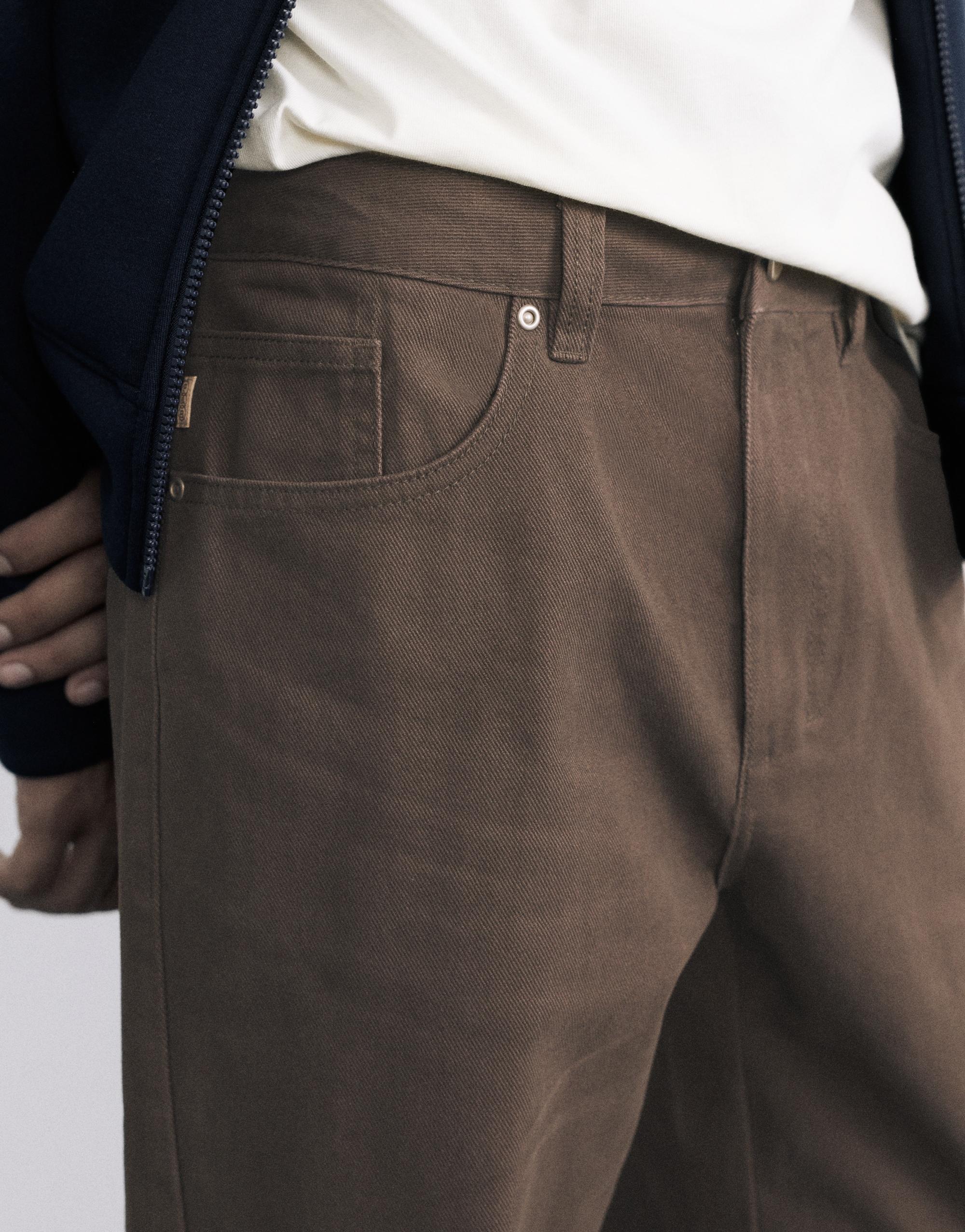 Straight-leg trousers — Brown