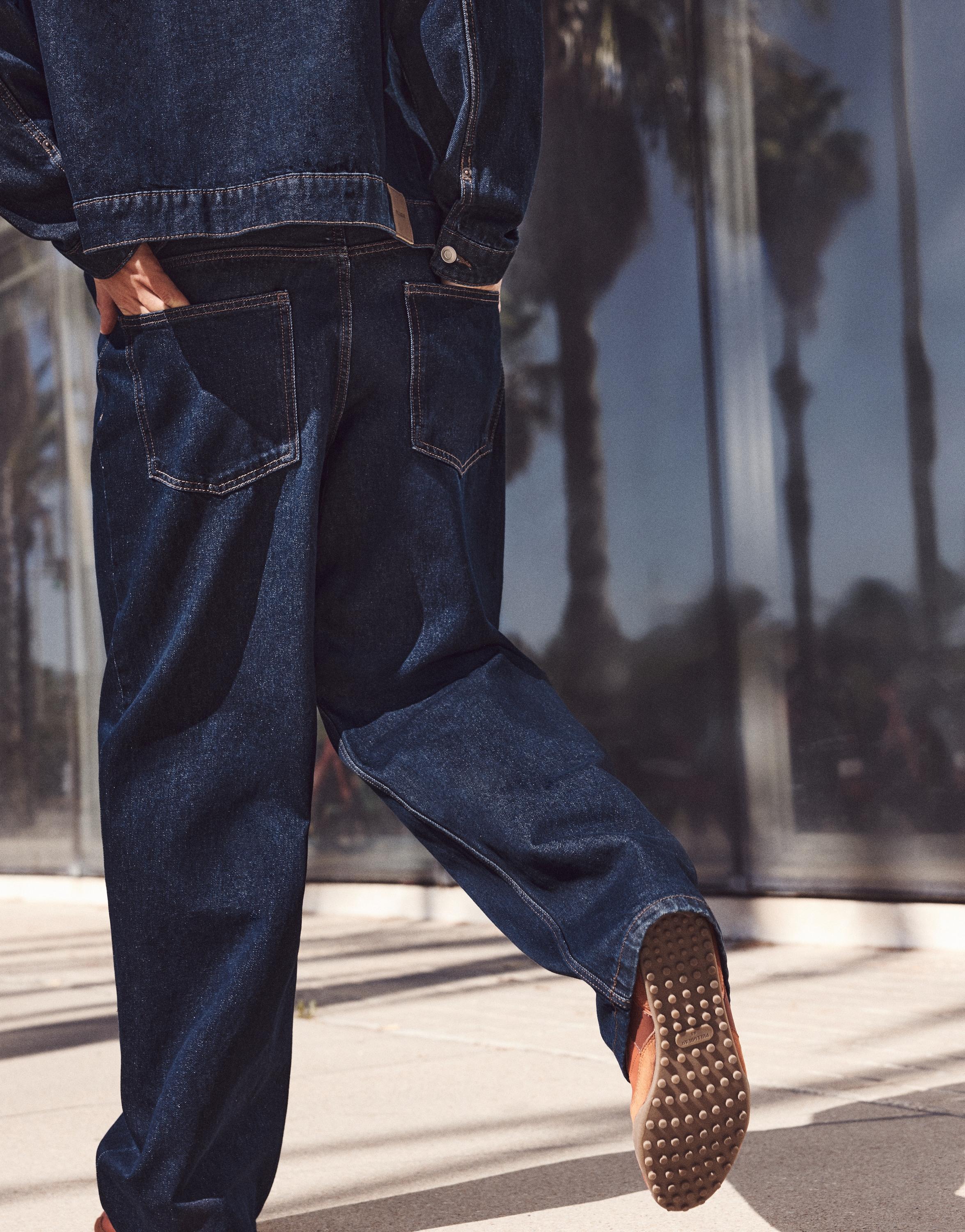Relaxed fit jeans — Navy