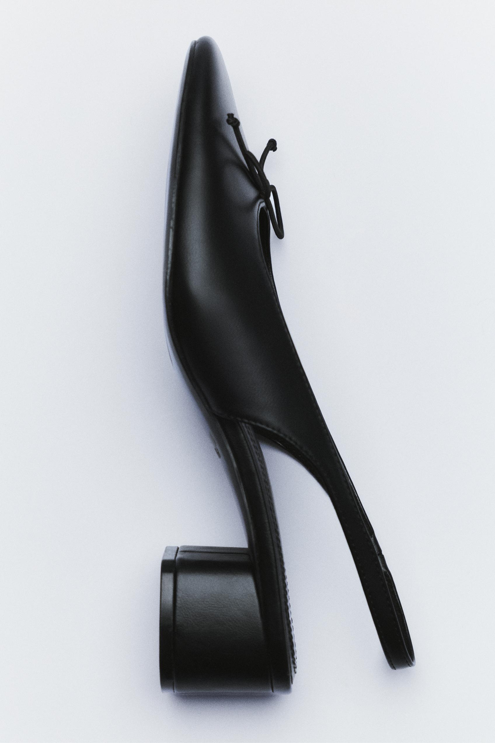 Heeled ballerinas — Black