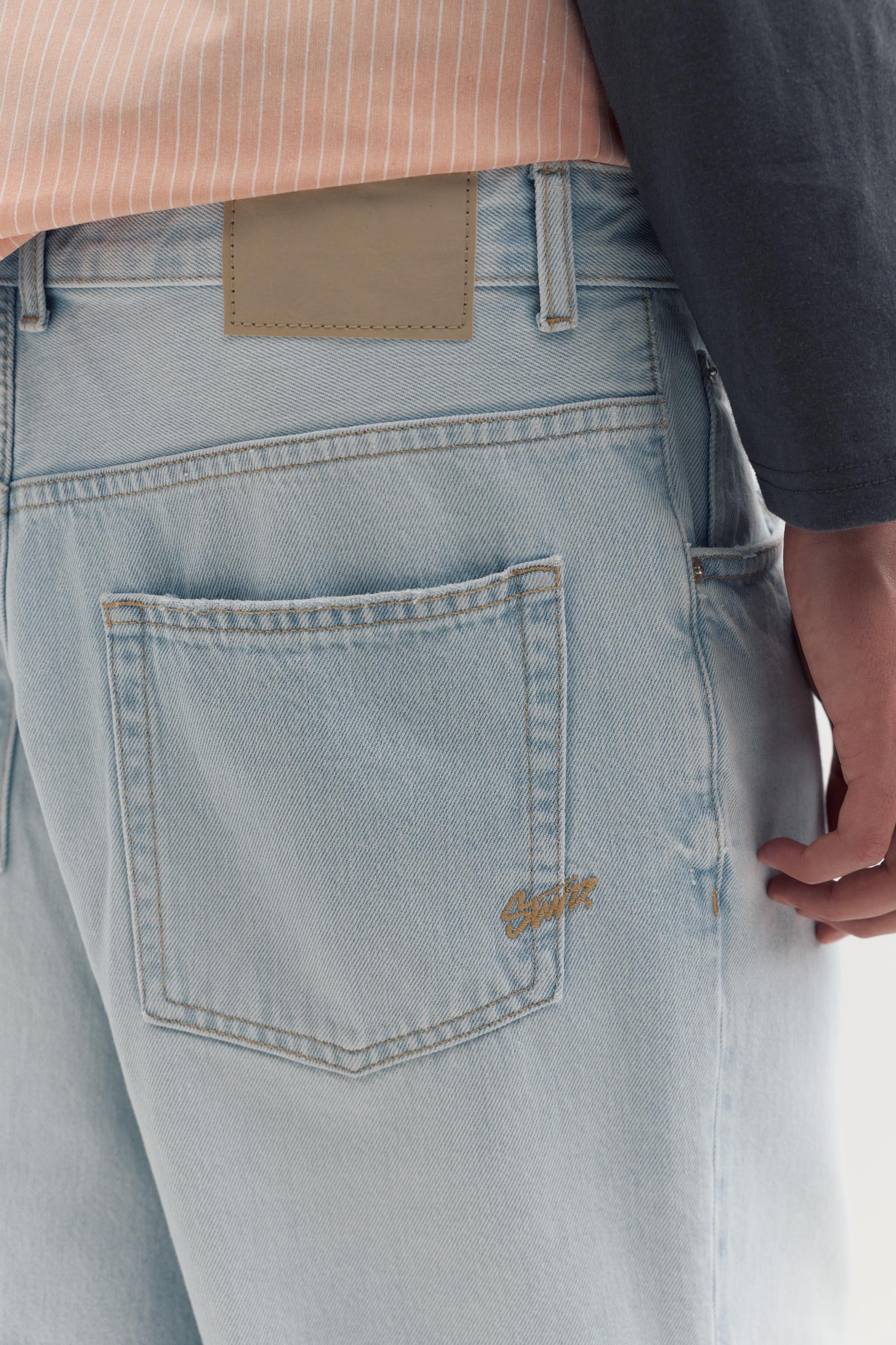 Baggy denim Bermuda shorts — Pale indigo