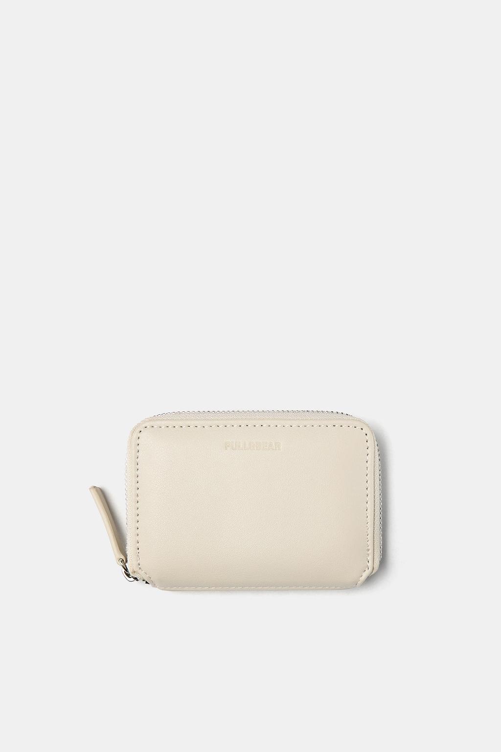 Cartera monedero engomada PULL&BEAR