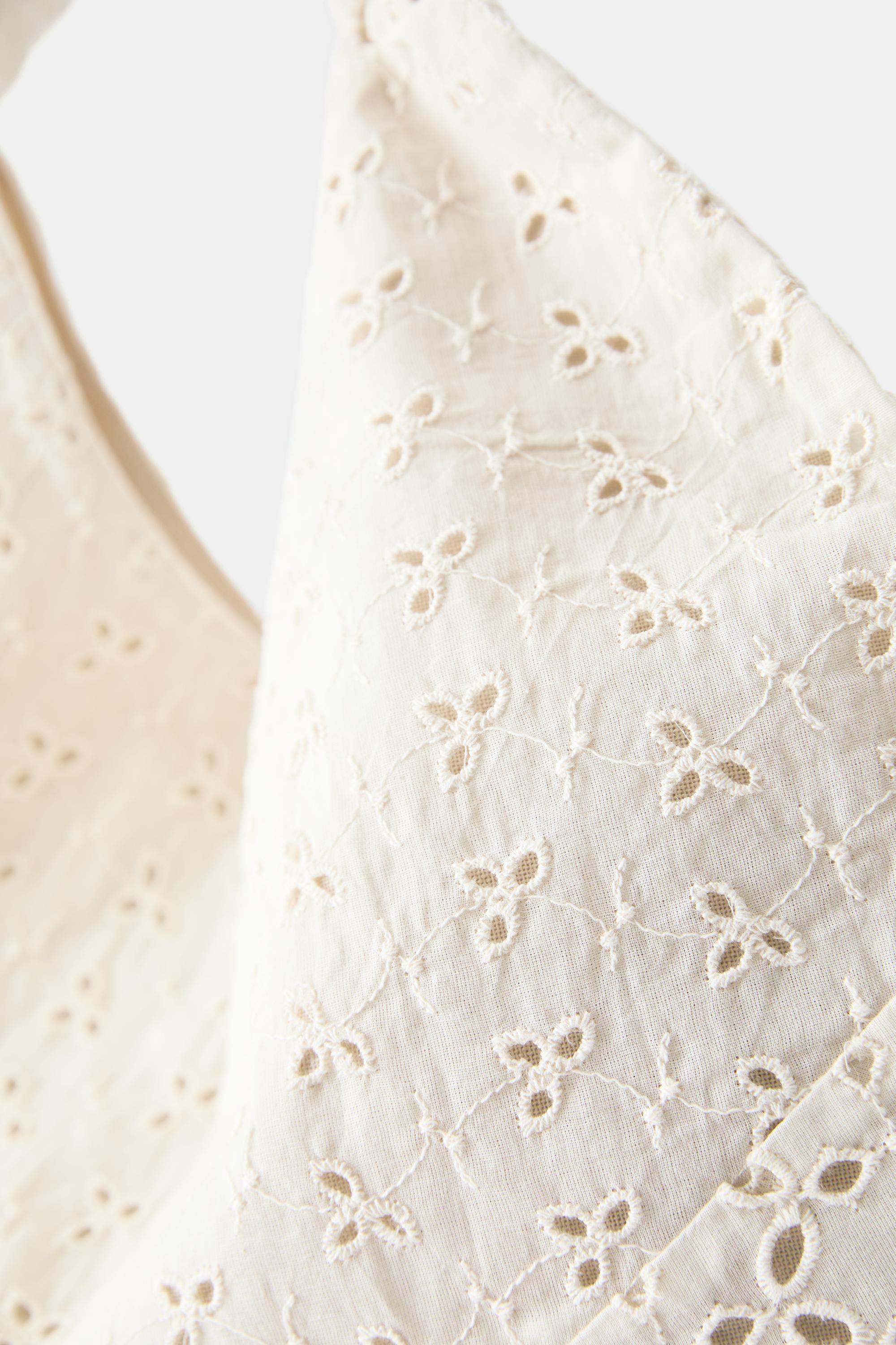Embroidered tote bag — Ecru