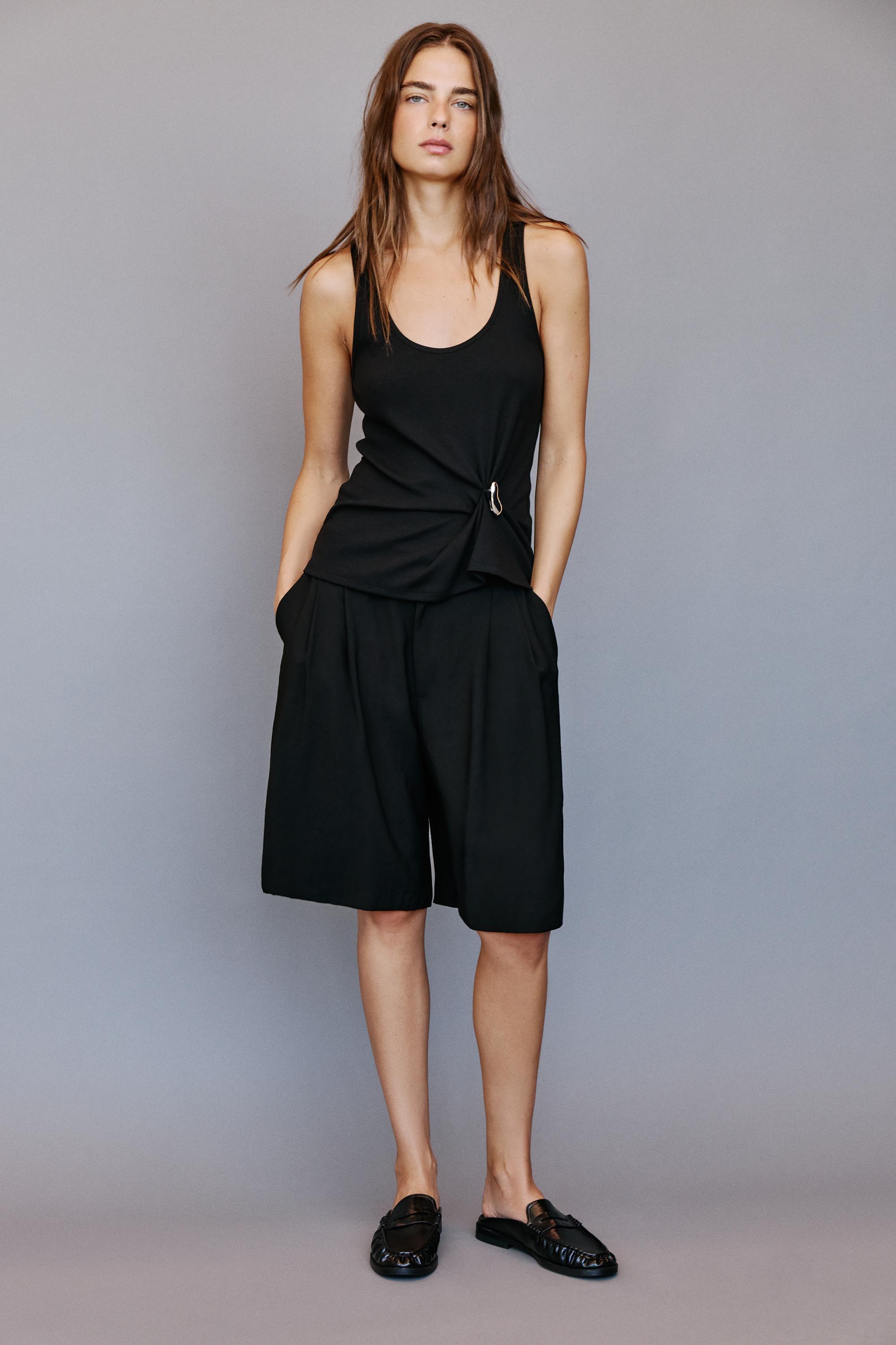 Metal appliqué tank top — Black