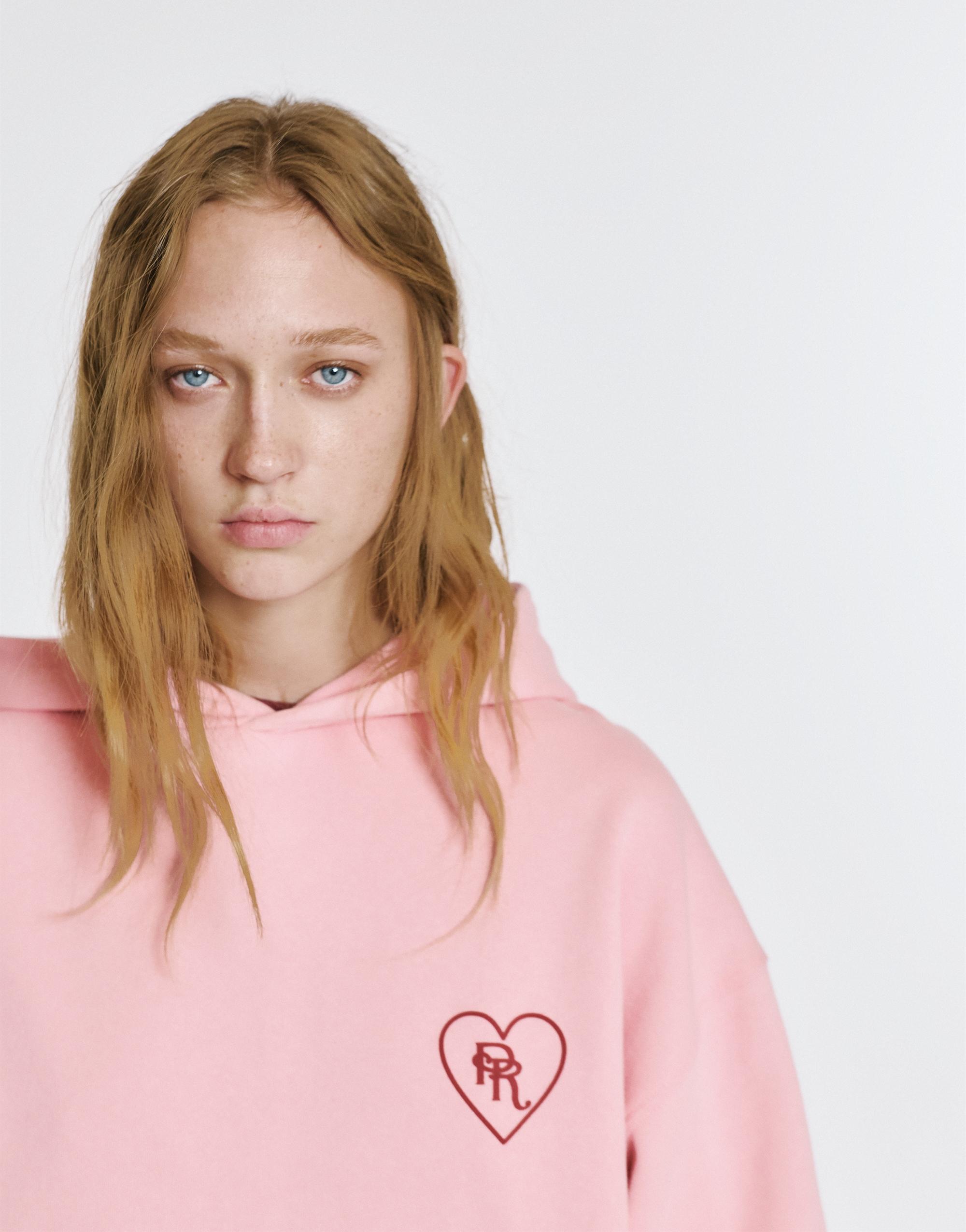 Kalp grafik baskılı kapüşonlu sweatshirt - Görsel 24