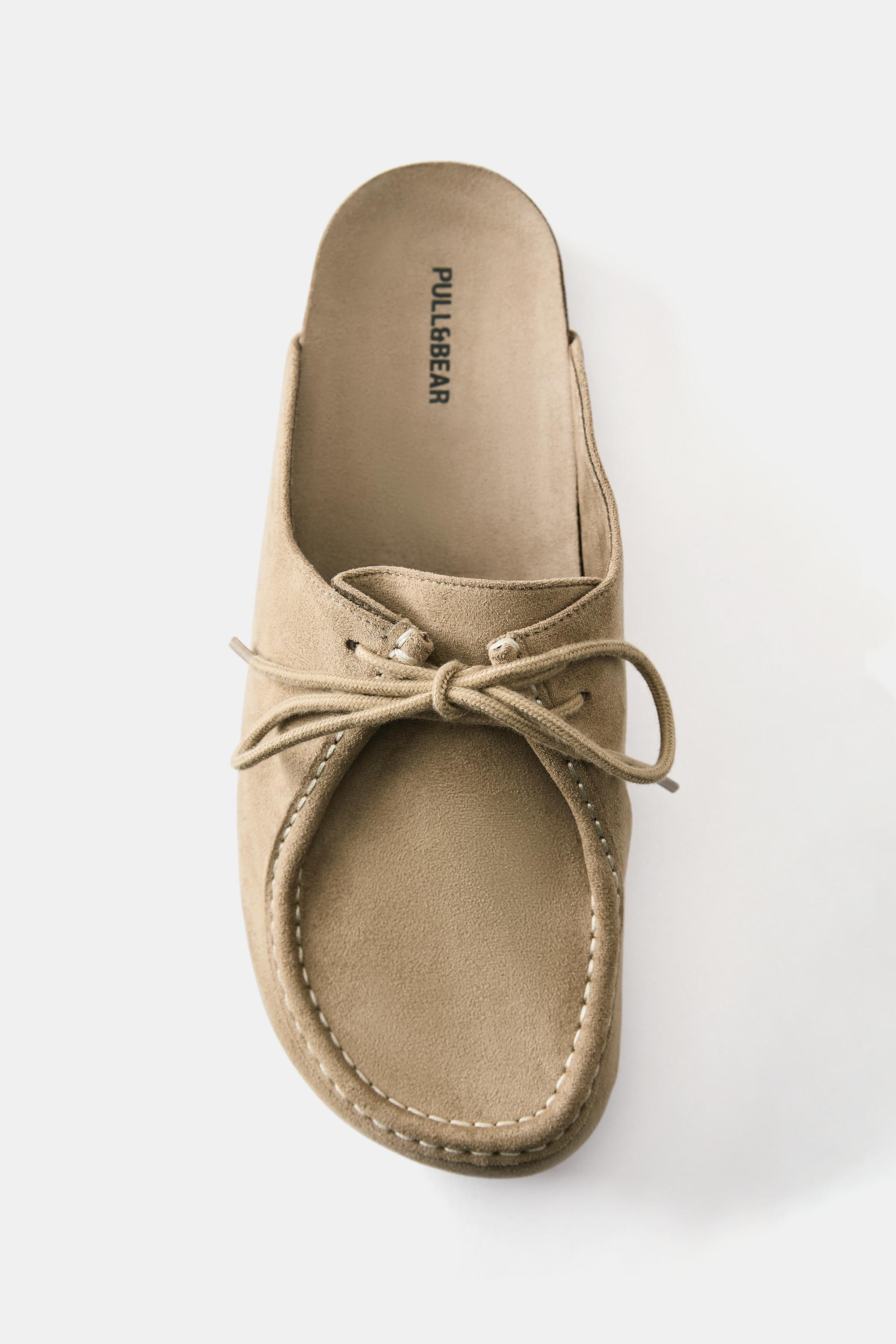 Lace-up clogs — Ecru