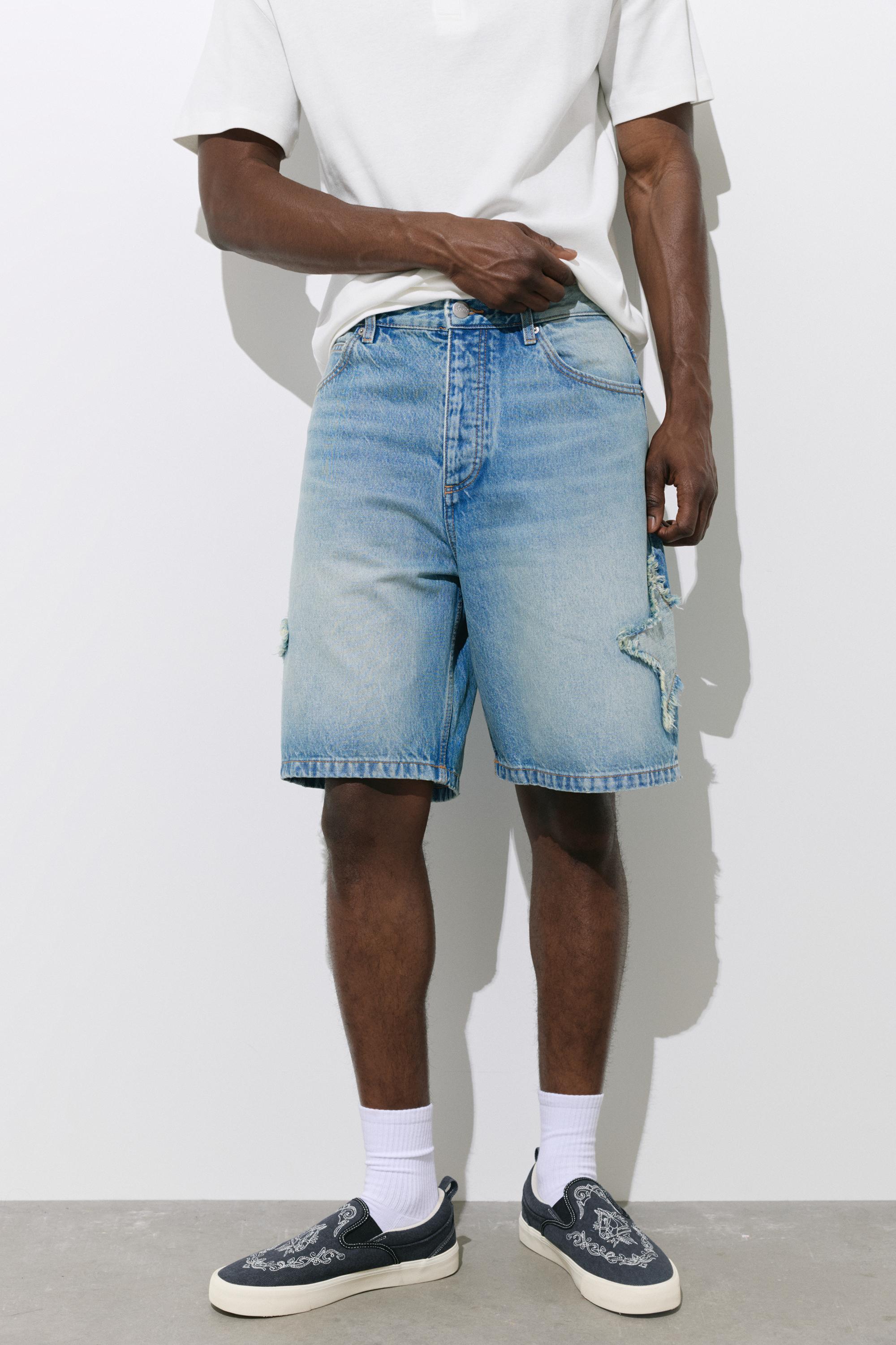 Relaxed fit denim Bermuda shorts with stars — Medium blue