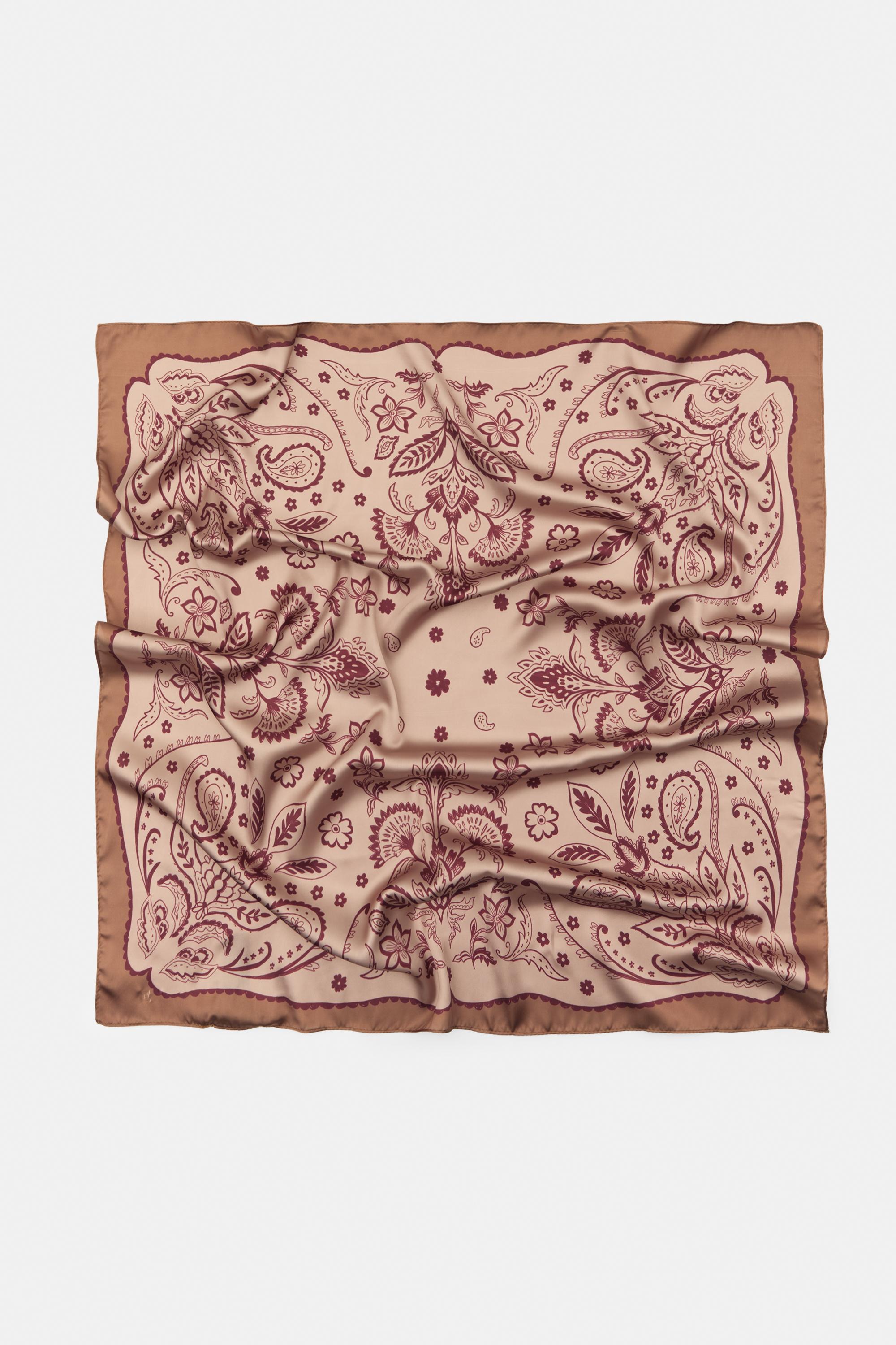 Bandana Acetinada Com Estampado De Flores